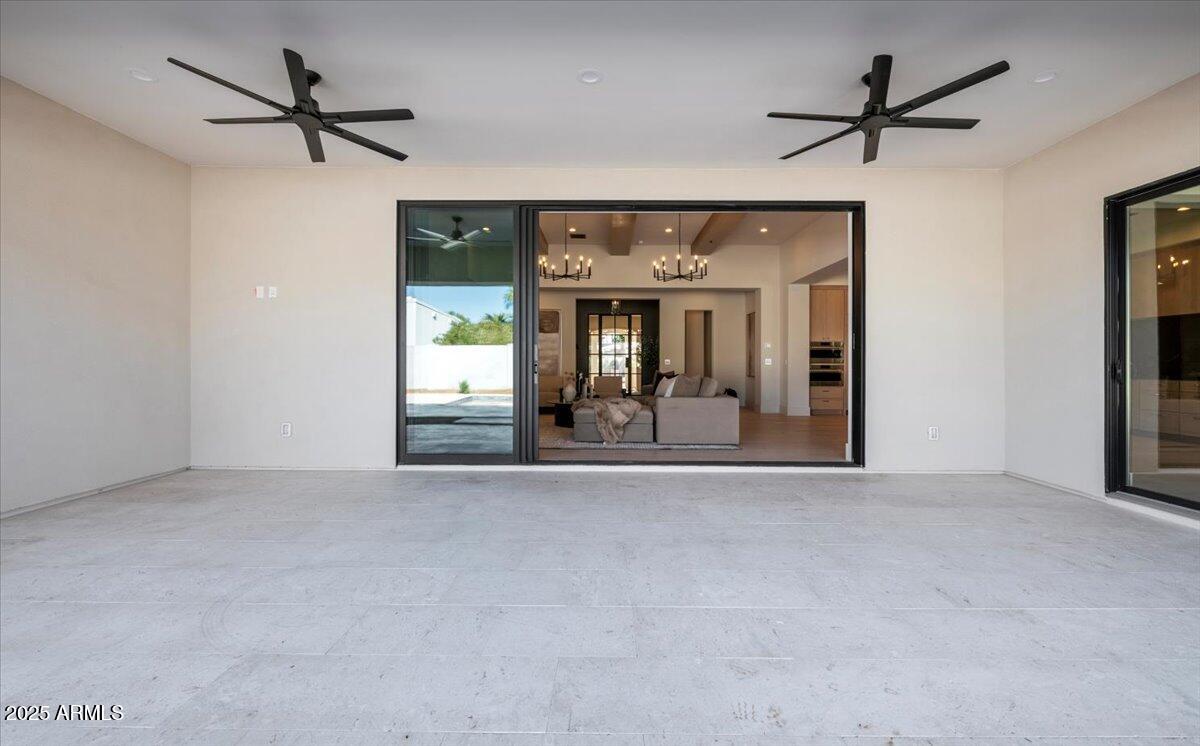 VISTA DE LA TIERRA - Residential