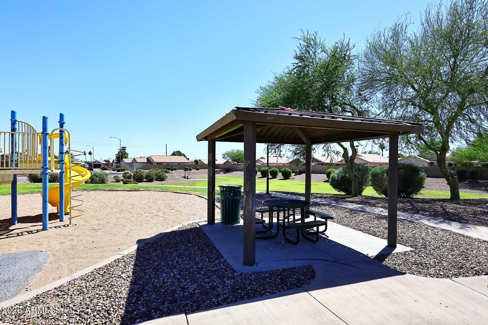 MERIDIAN HILLS - Residential
