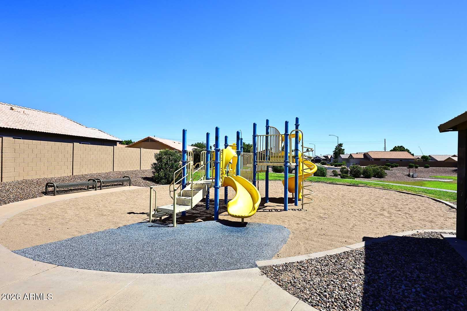 MERIDIAN HILLS - Residential