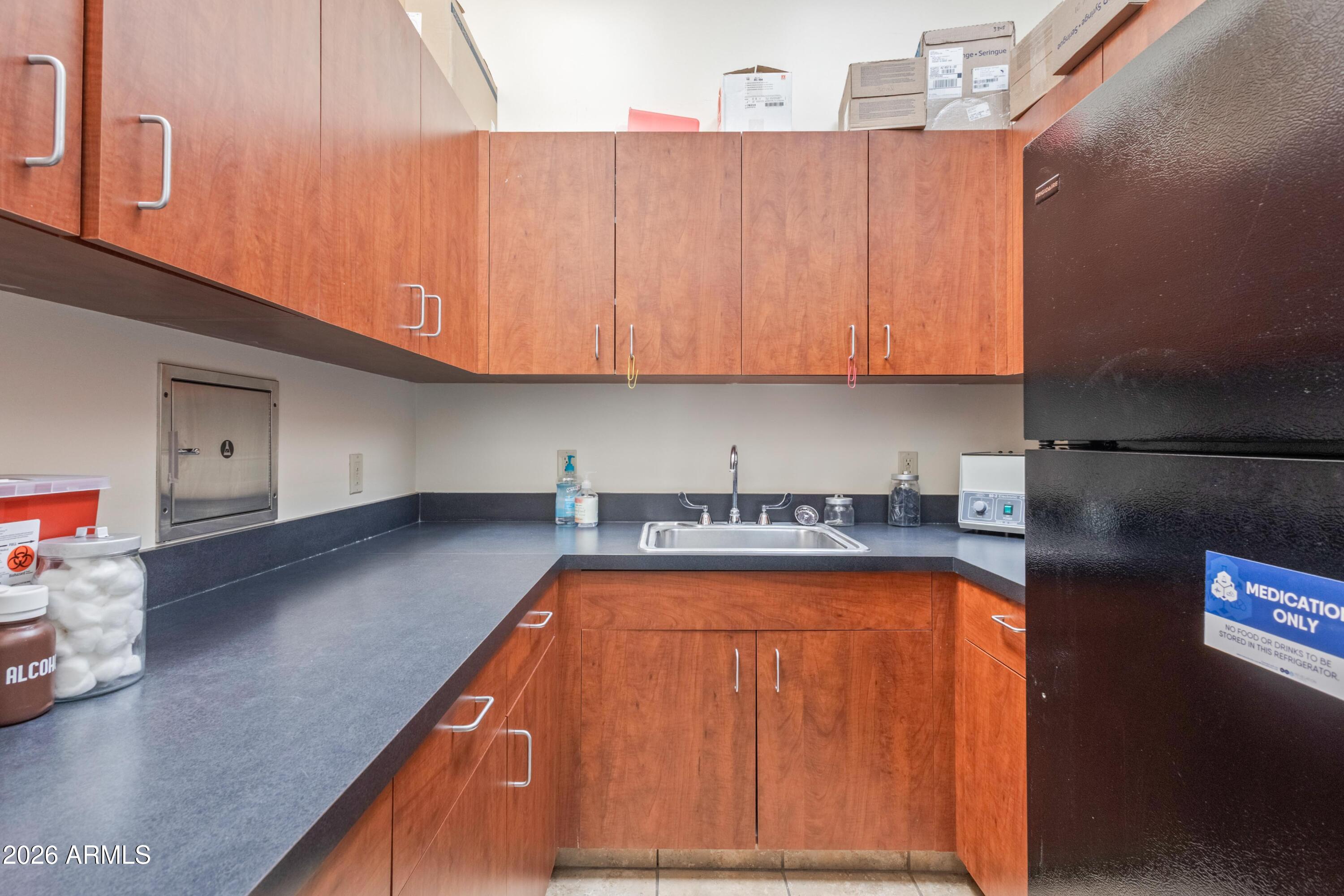 FOOTHILLS PROFESSIONAL VILLAGE CONDOMINIUM - Commercial Sale