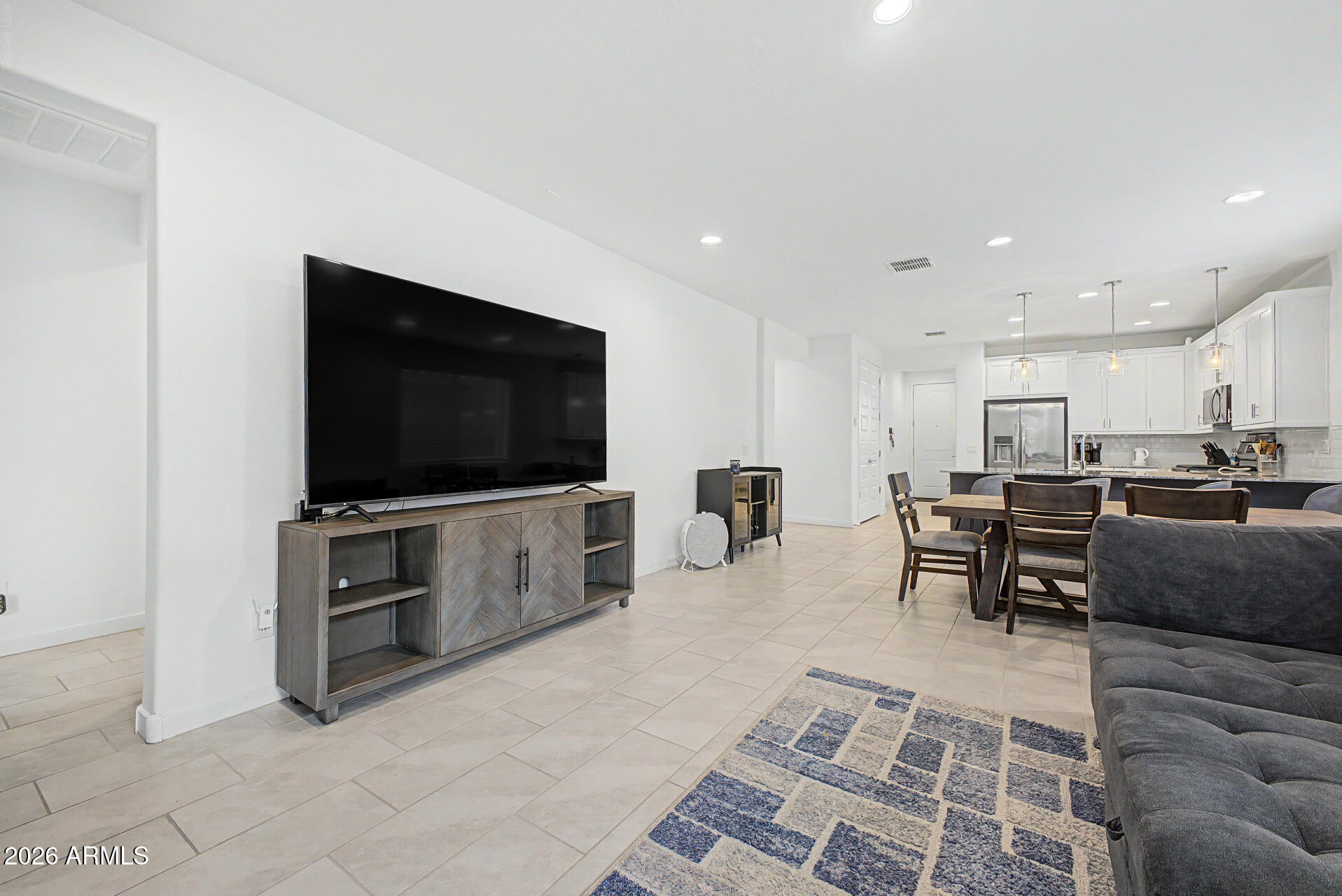 ASANTE UNIT 2.13 - Residential