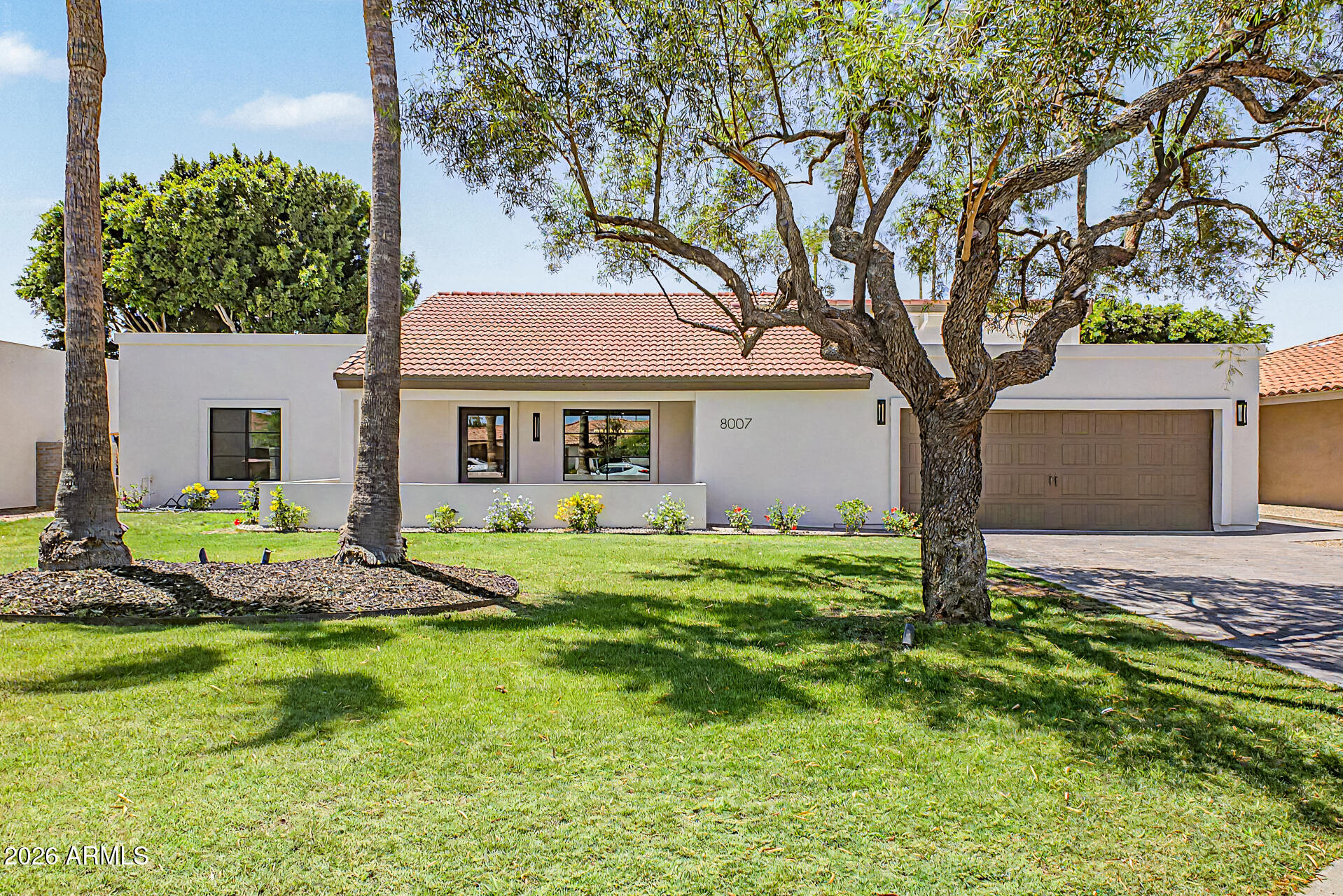 LOS TESOROS - Residential