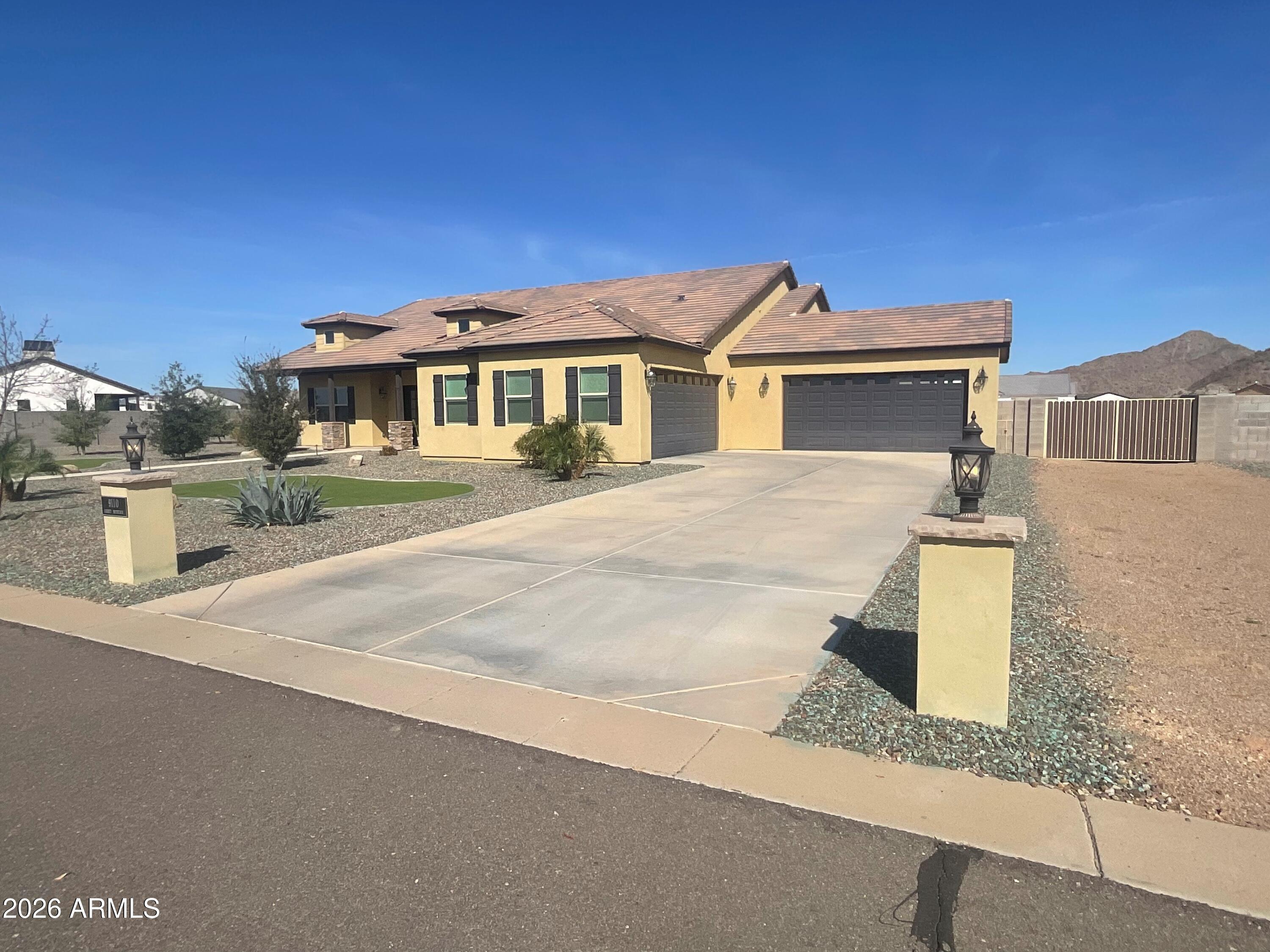ARROYO VERDE ESTATES - Residential