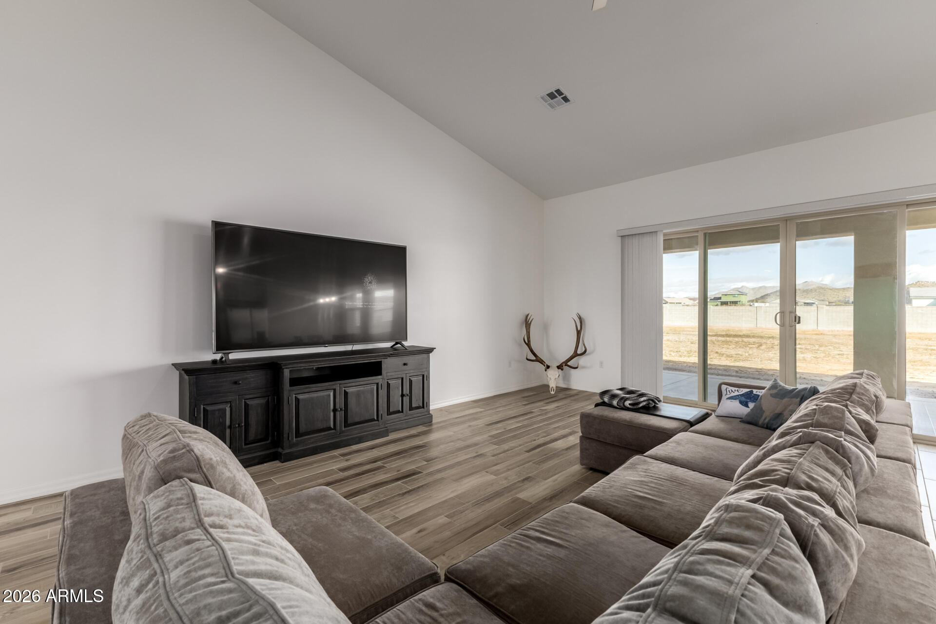 ARROYO VERDE ESTATES - Residential