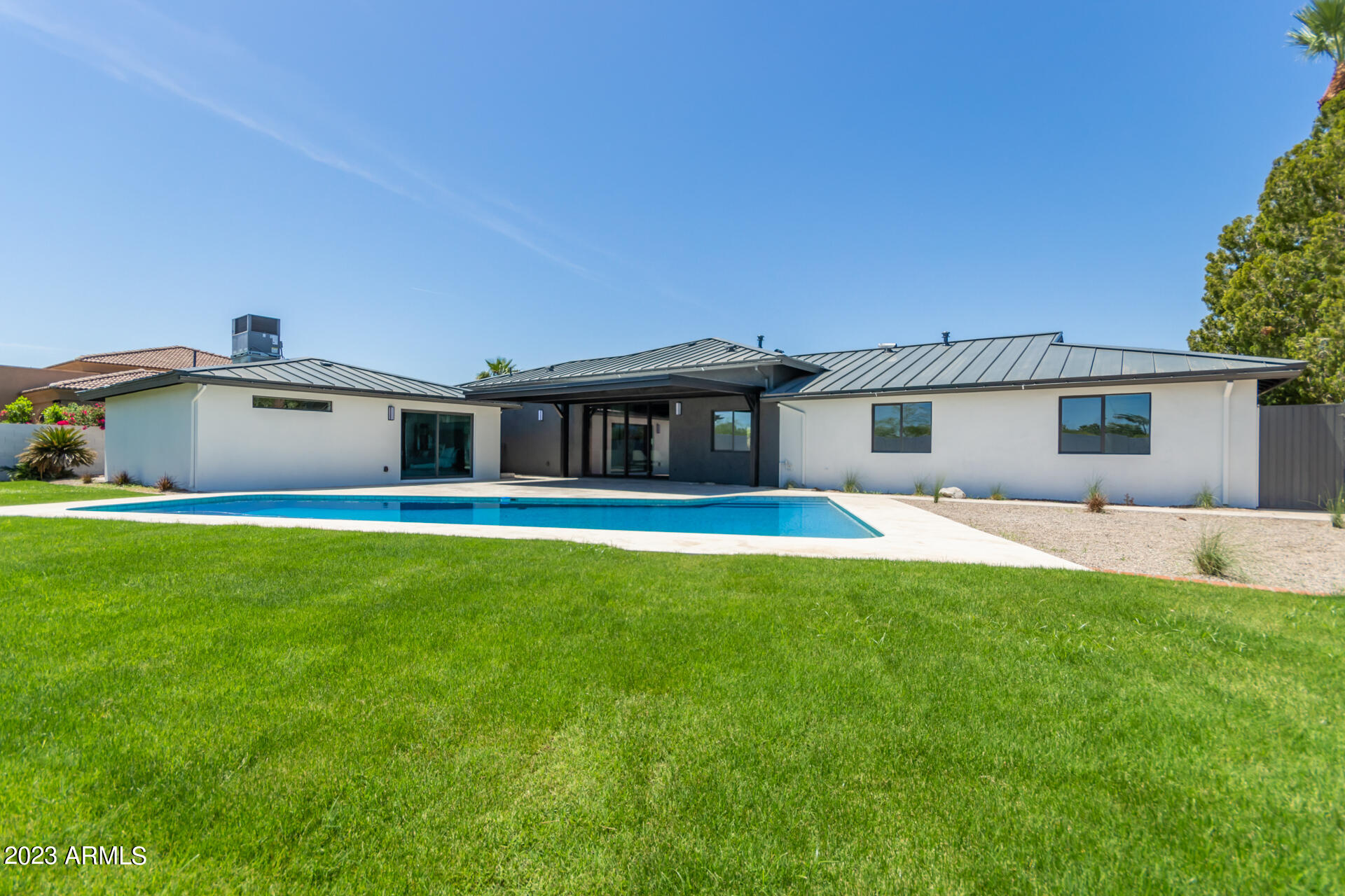 GROSSE POINTE - Residential