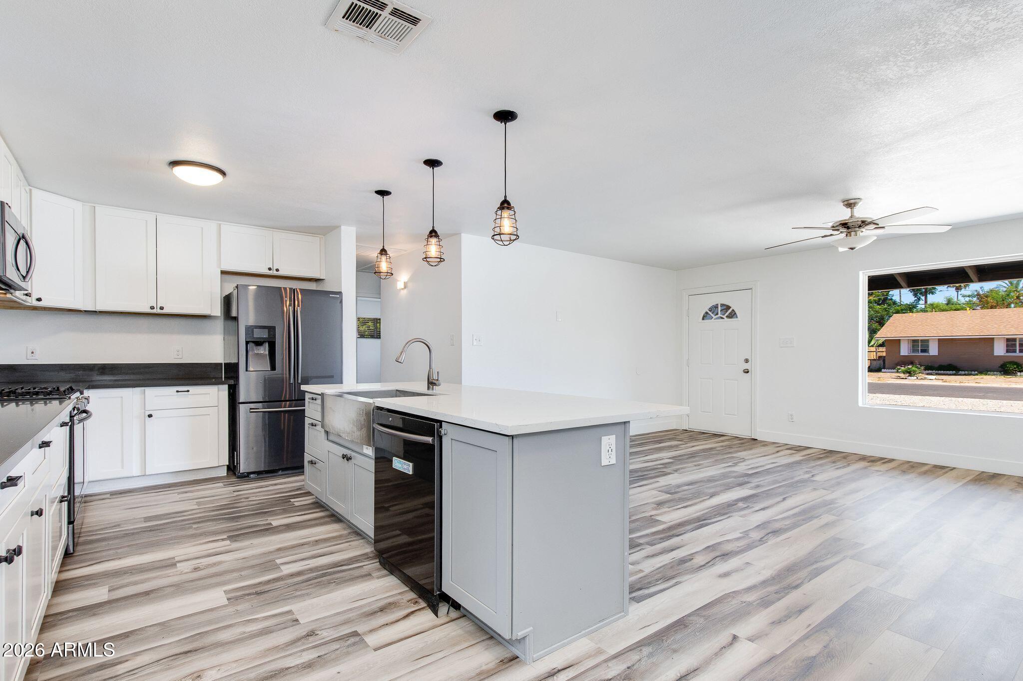 ORANGEDALE MANOR - Residential