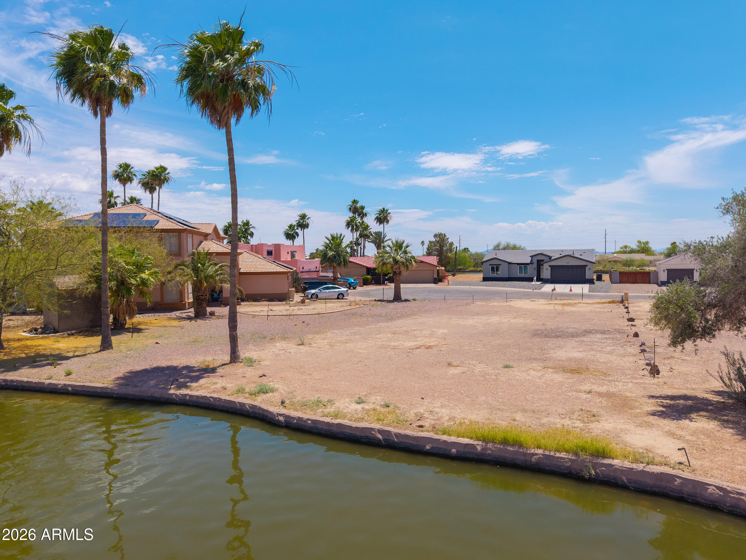 ARIZONA CITY UNIT TEN - Land