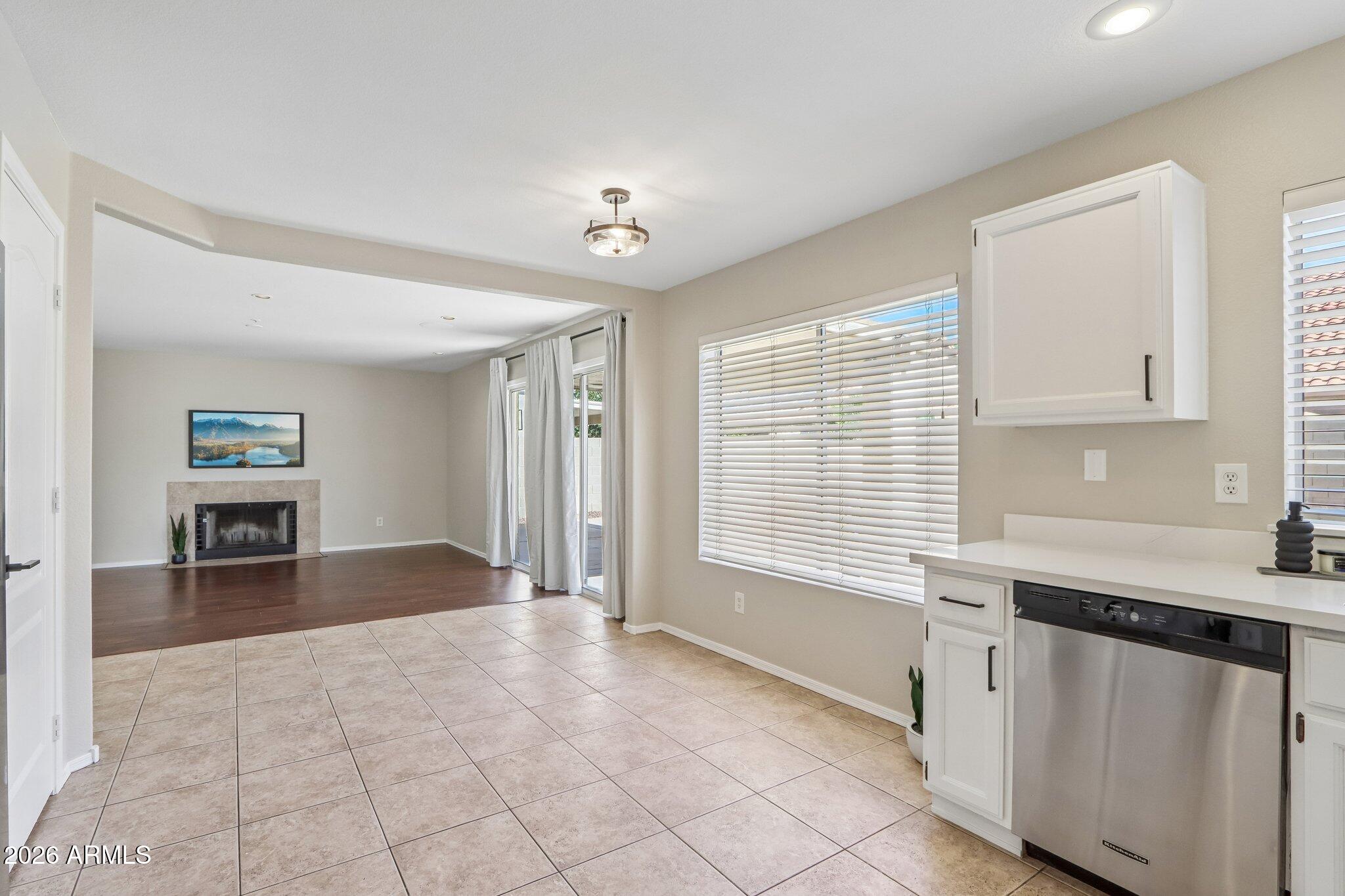 DESERT SHADOWS 2 LOT 3-86 TR A-G - Residential