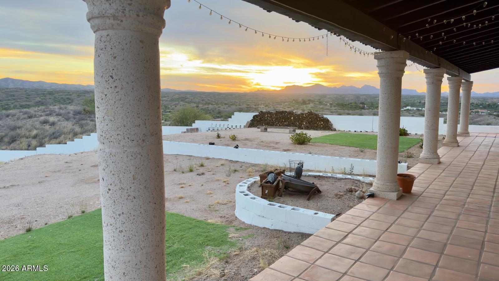 MARIPOSA HILLS - Residential