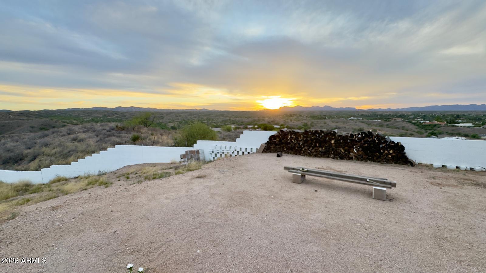 MARIPOSA HILLS - Residential