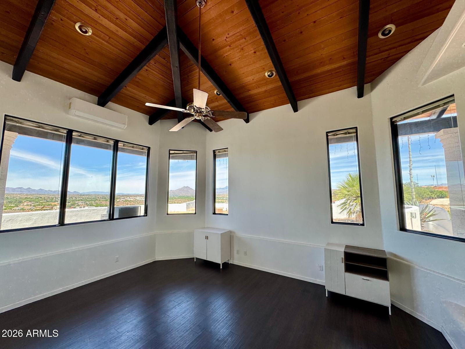 MARIPOSA HILLS - Residential
