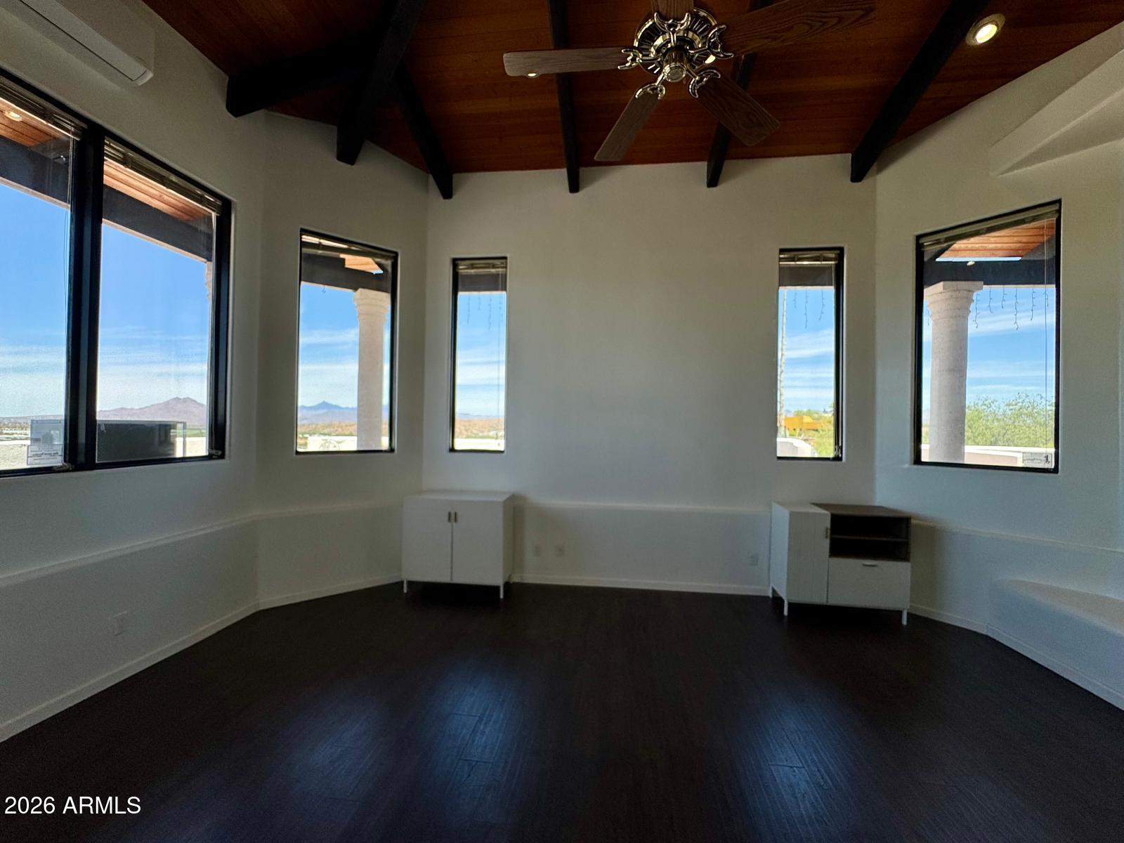 MARIPOSA HILLS - Residential