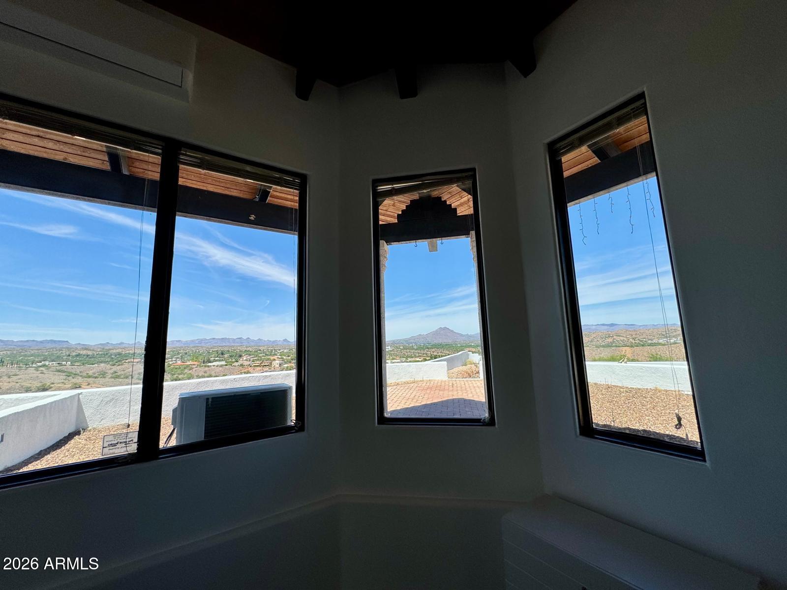 MARIPOSA HILLS - Residential