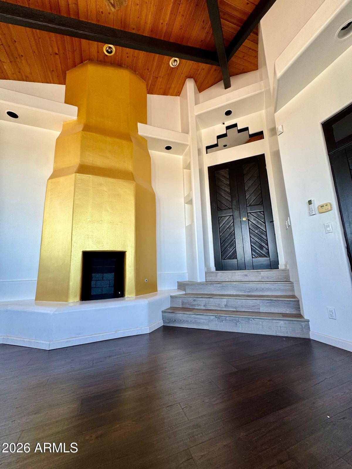 MARIPOSA HILLS - Residential