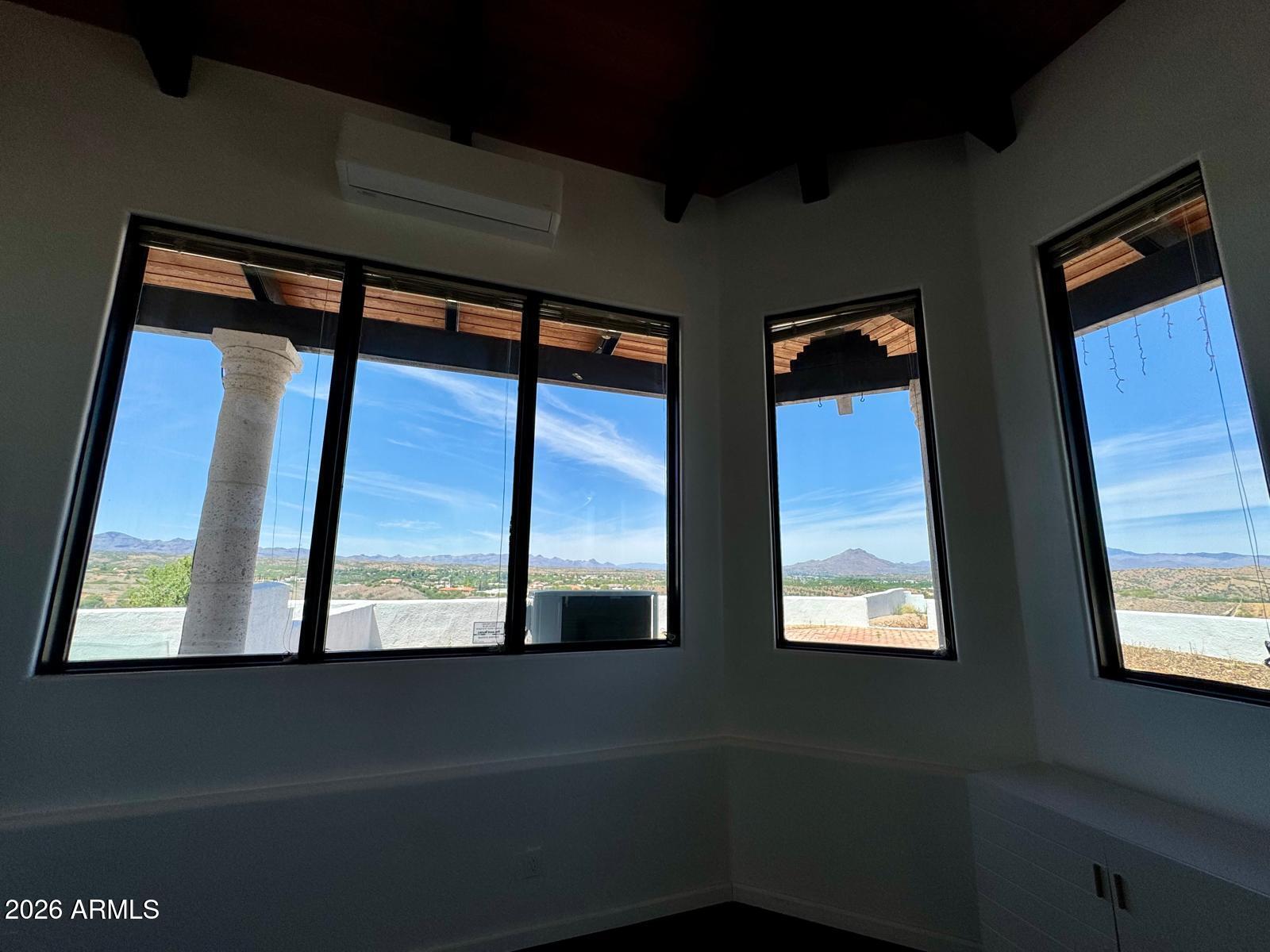 MARIPOSA HILLS - Residential