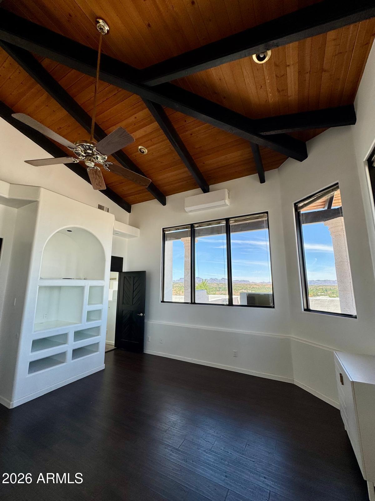 MARIPOSA HILLS - Residential