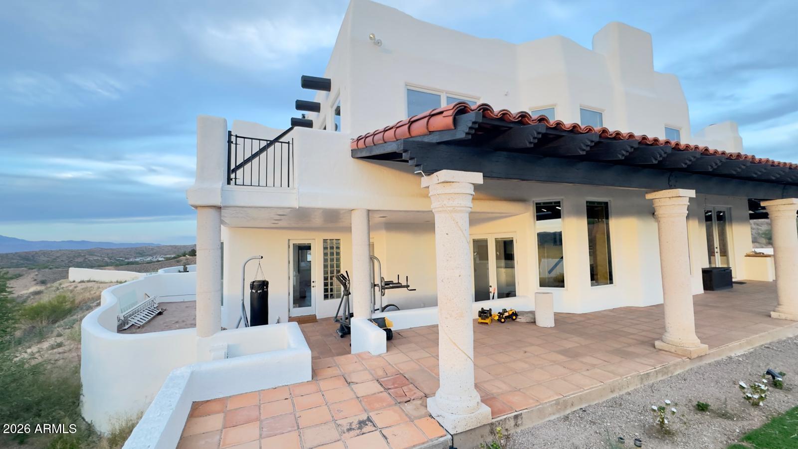 MARIPOSA HILLS - Residential