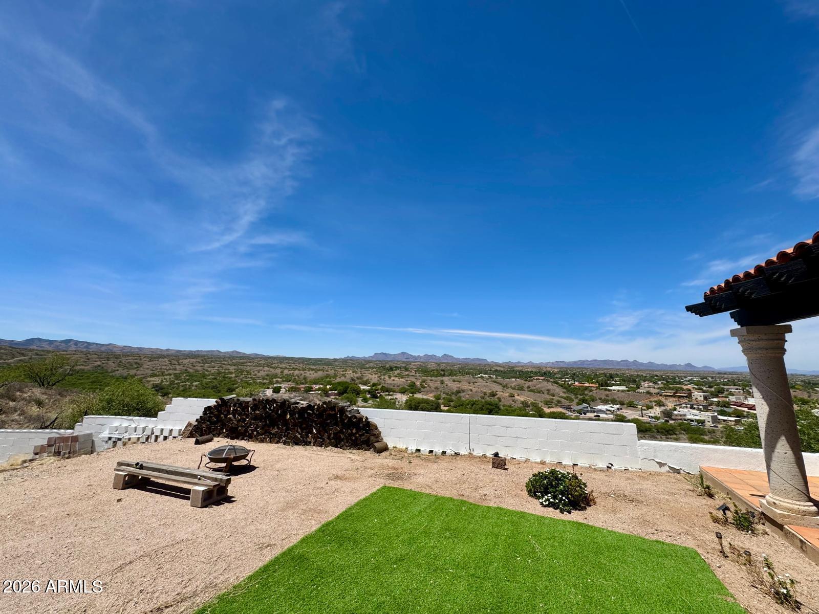 MARIPOSA HILLS - Residential