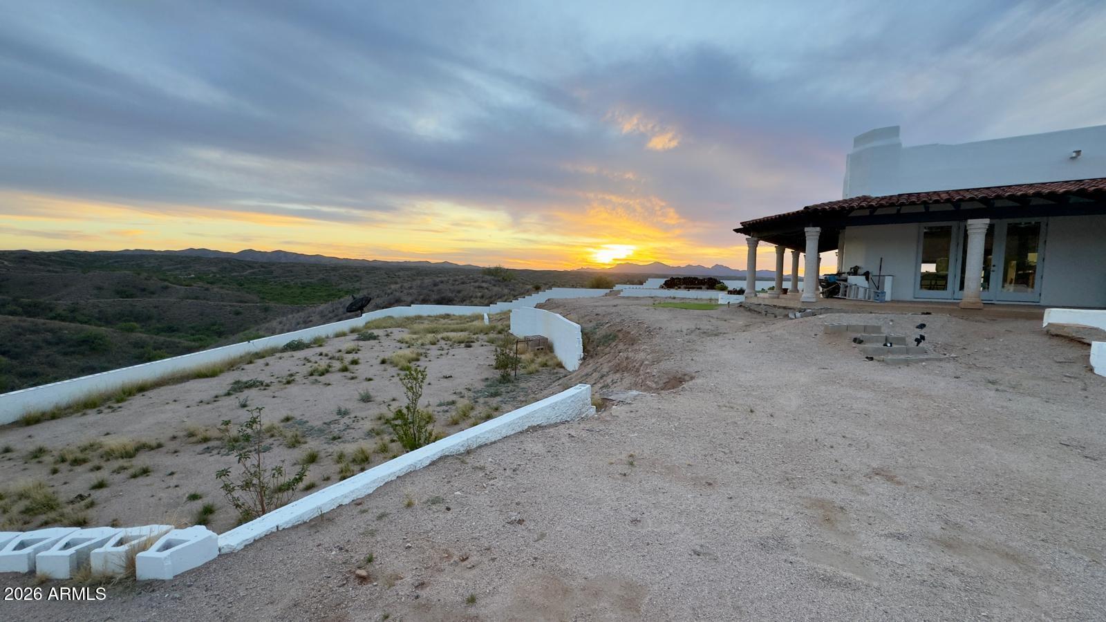 MARIPOSA HILLS - Residential