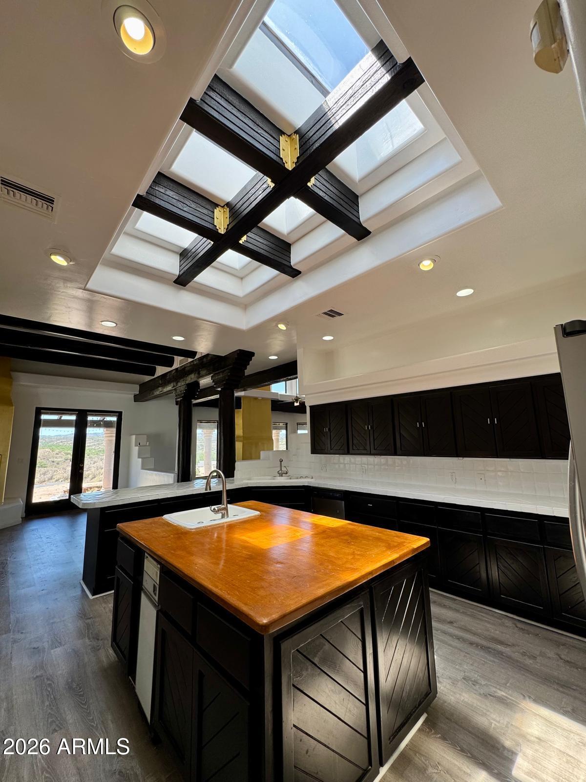 MARIPOSA HILLS - Residential