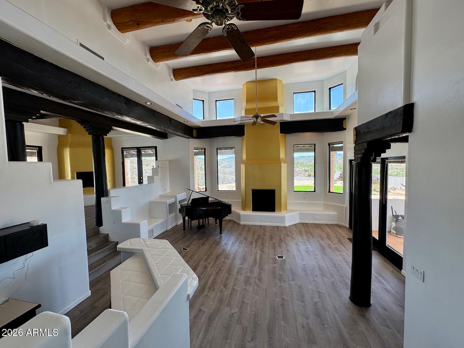 MARIPOSA HILLS - Residential