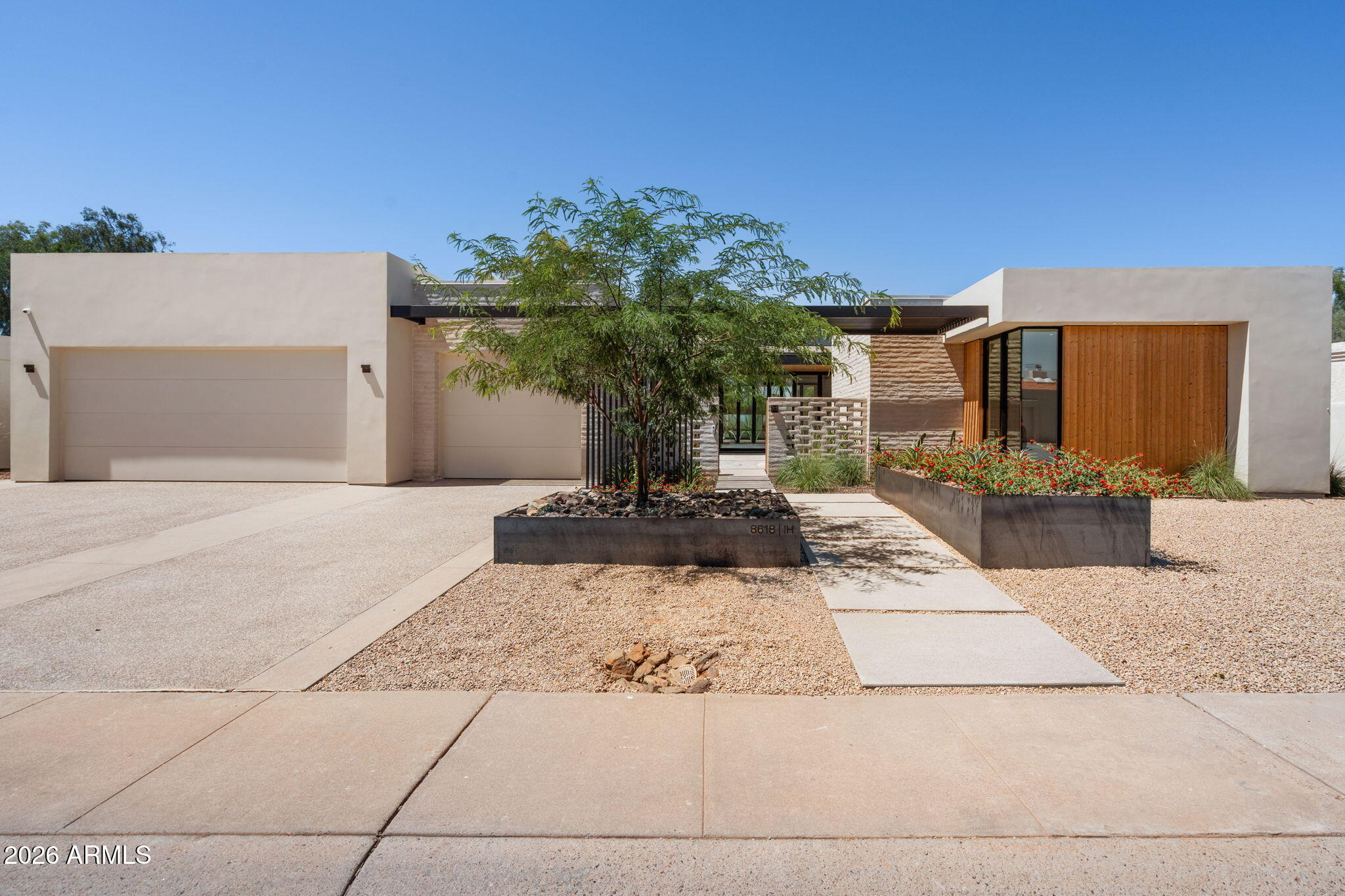 PARADISE PARK TRAILS 2 - Residential