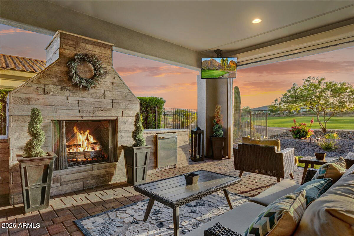 TRILOGY AT VERDE RIVER - Residential