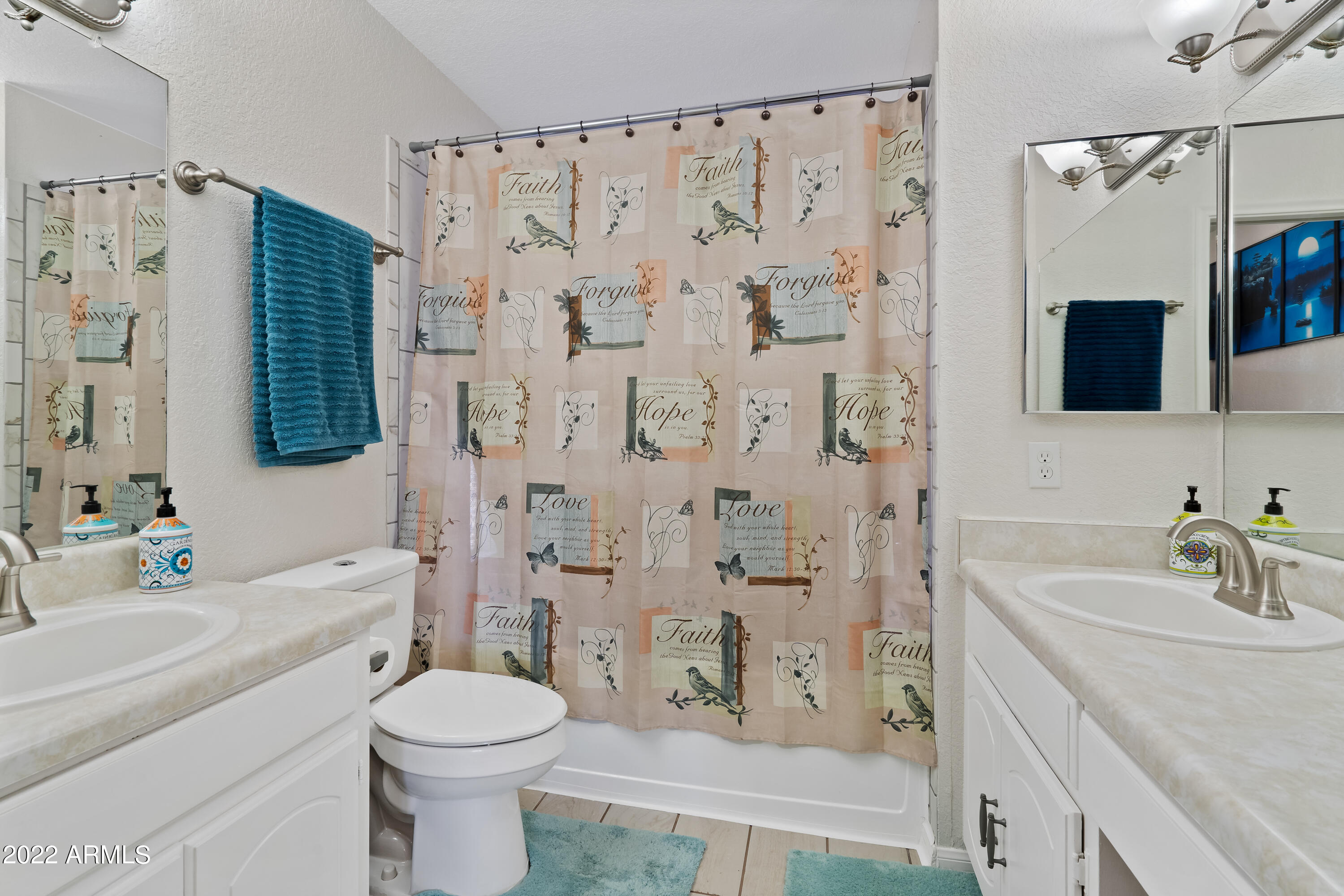 SUMMIT MEADOWS - Residential