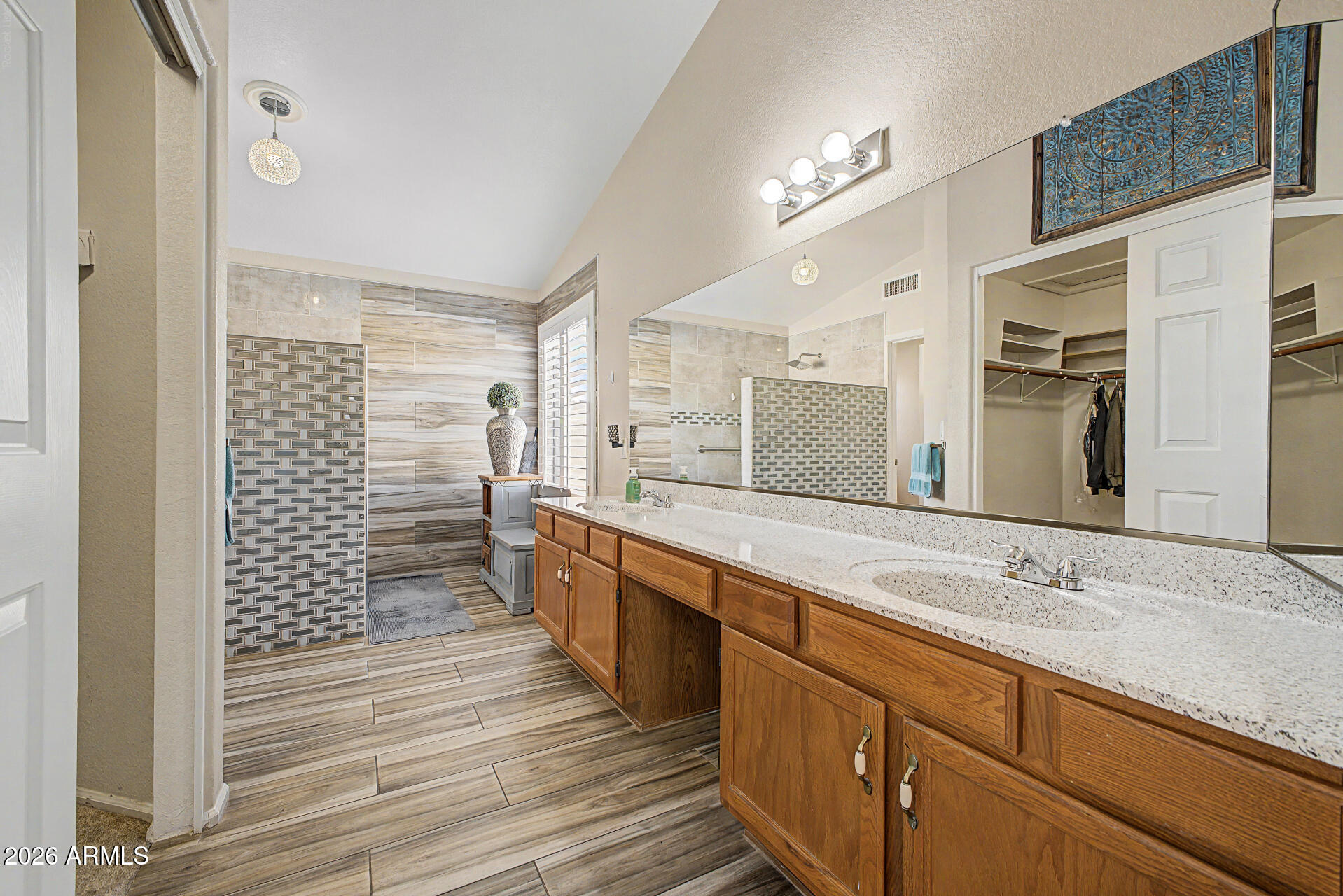 GARDEN LAKES ESTATES 4 - Residential