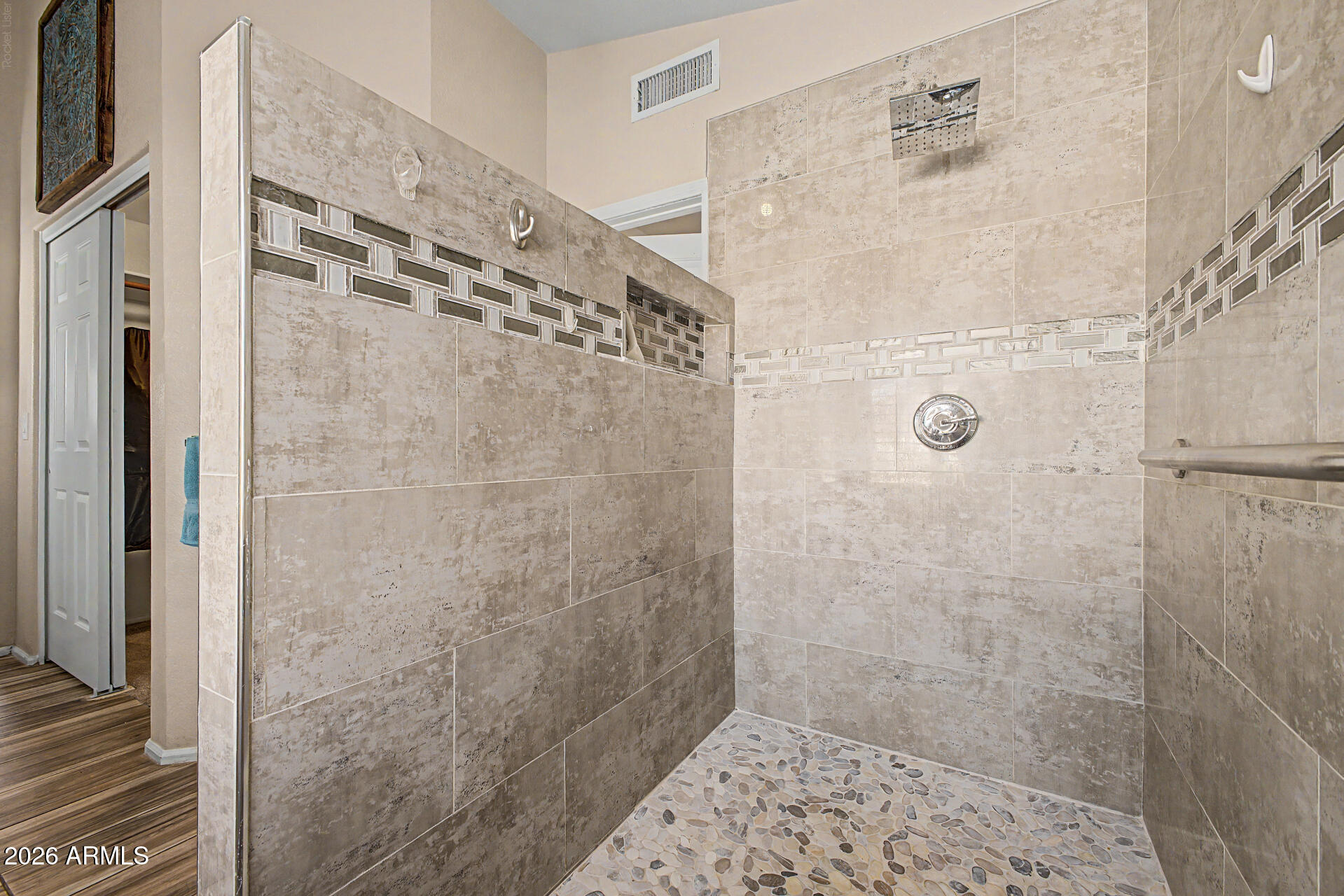 GARDEN LAKES ESTATES 4 - Residential