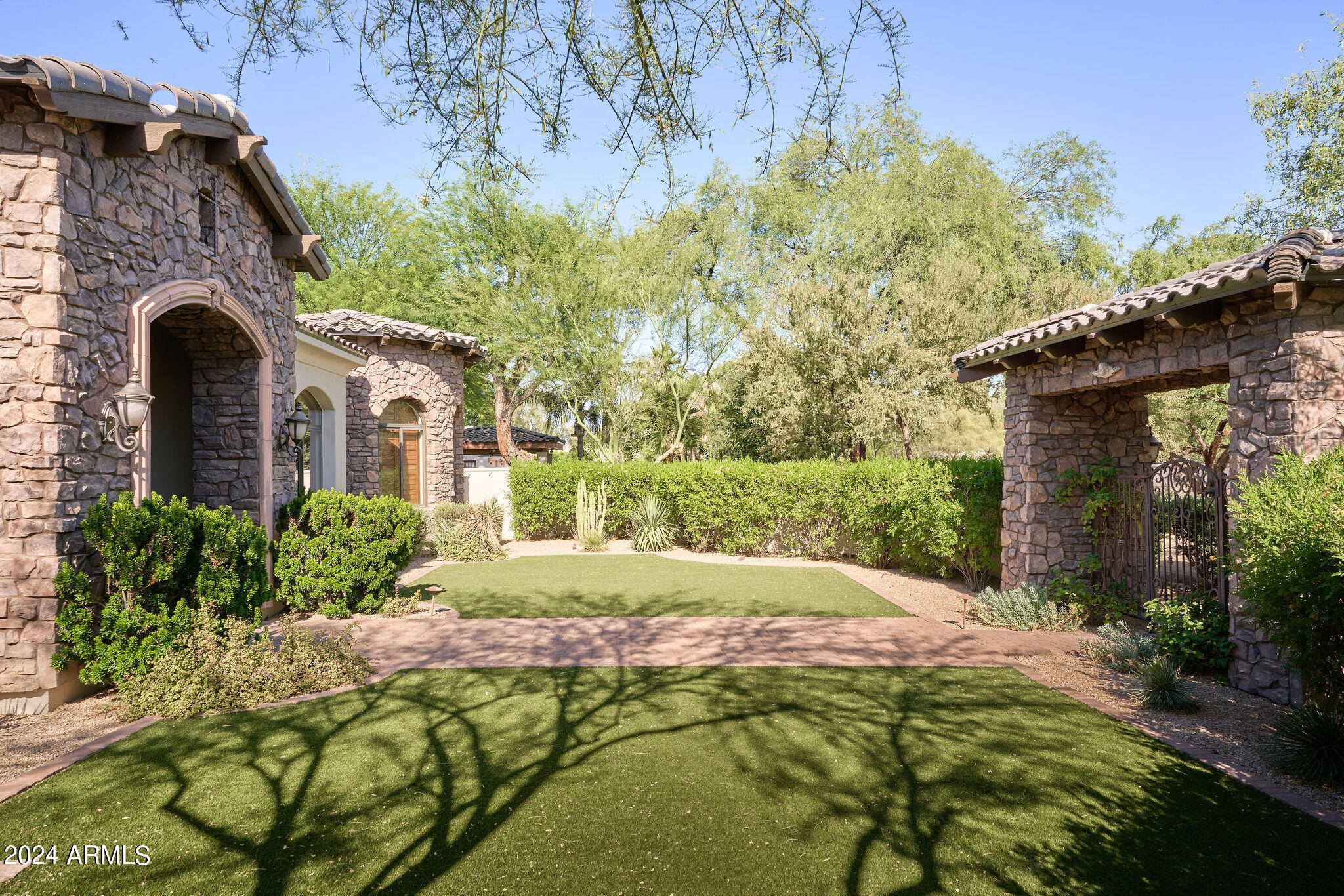 PARADISE GREEN - Residential