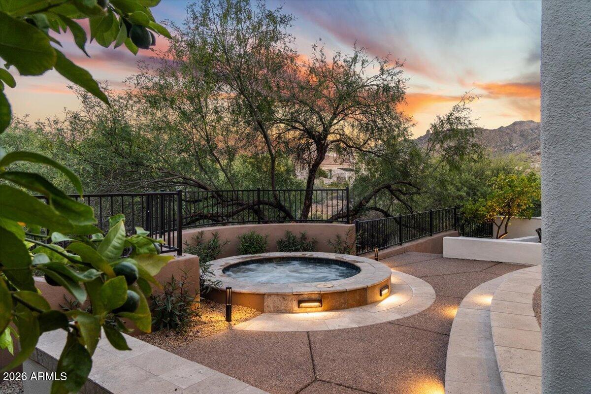 SONORAN CREST - Residential