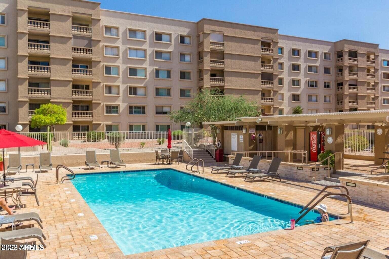 SCOTTSDALE SHADOWS 2 - Residential