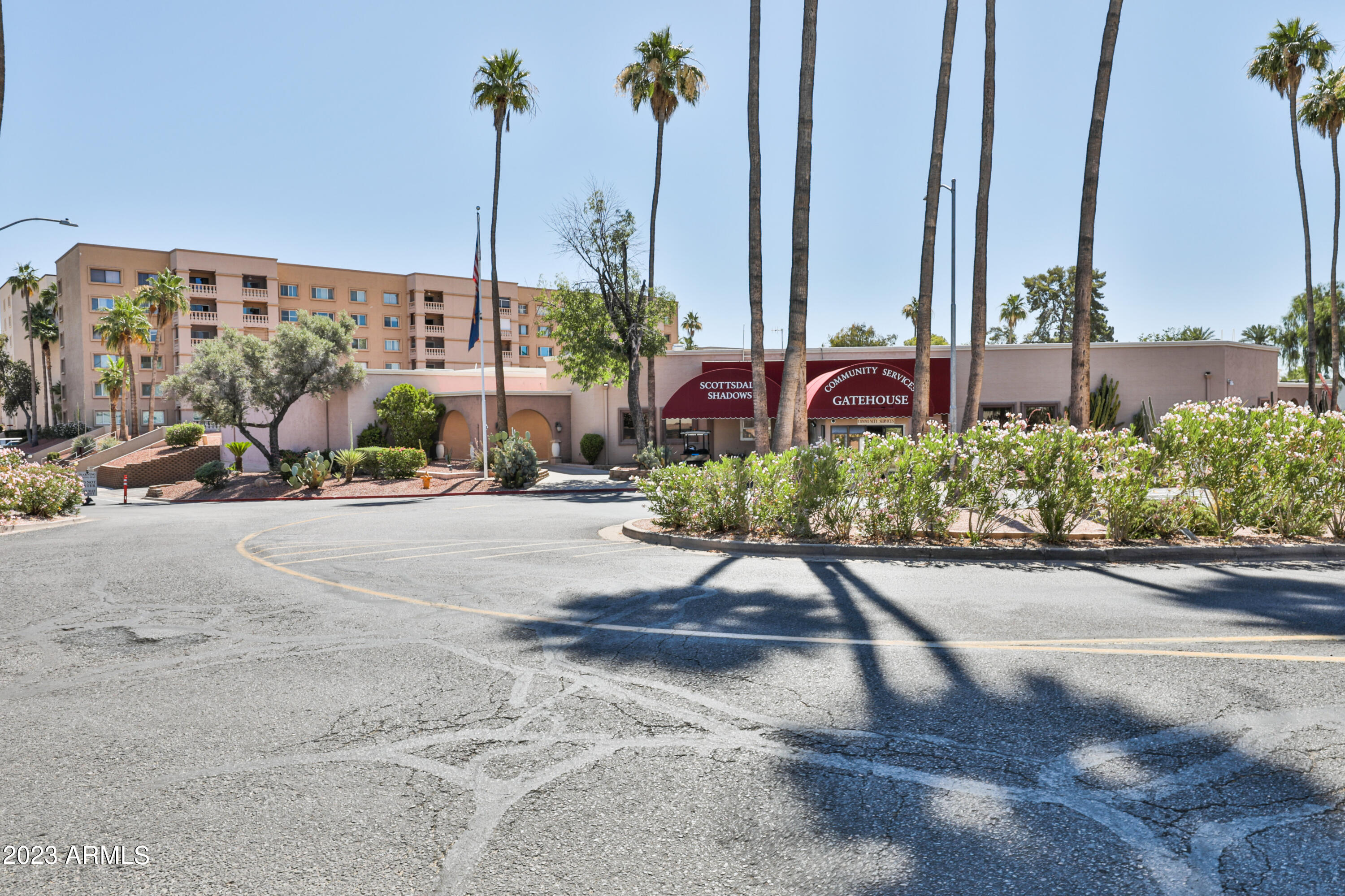 SCOTTSDALE SHADOWS 2 - Residential