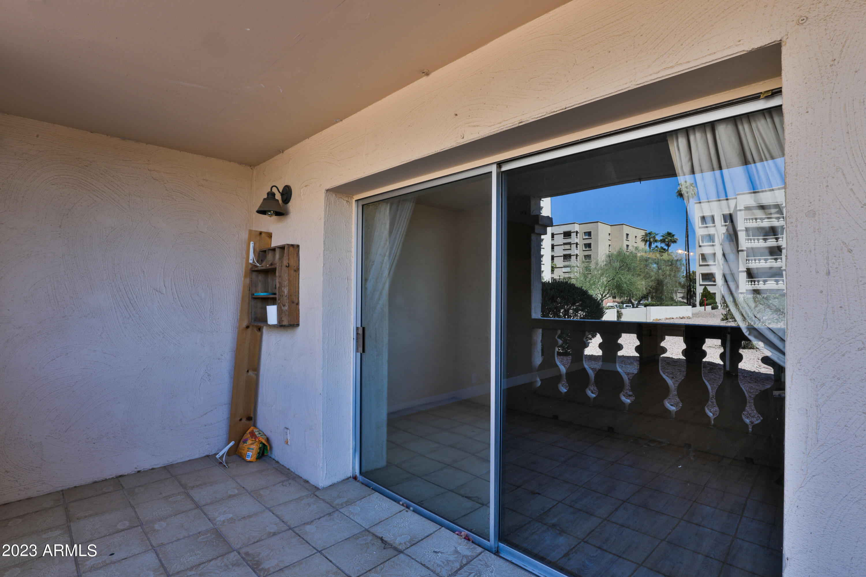 SCOTTSDALE SHADOWS 2 - Residential