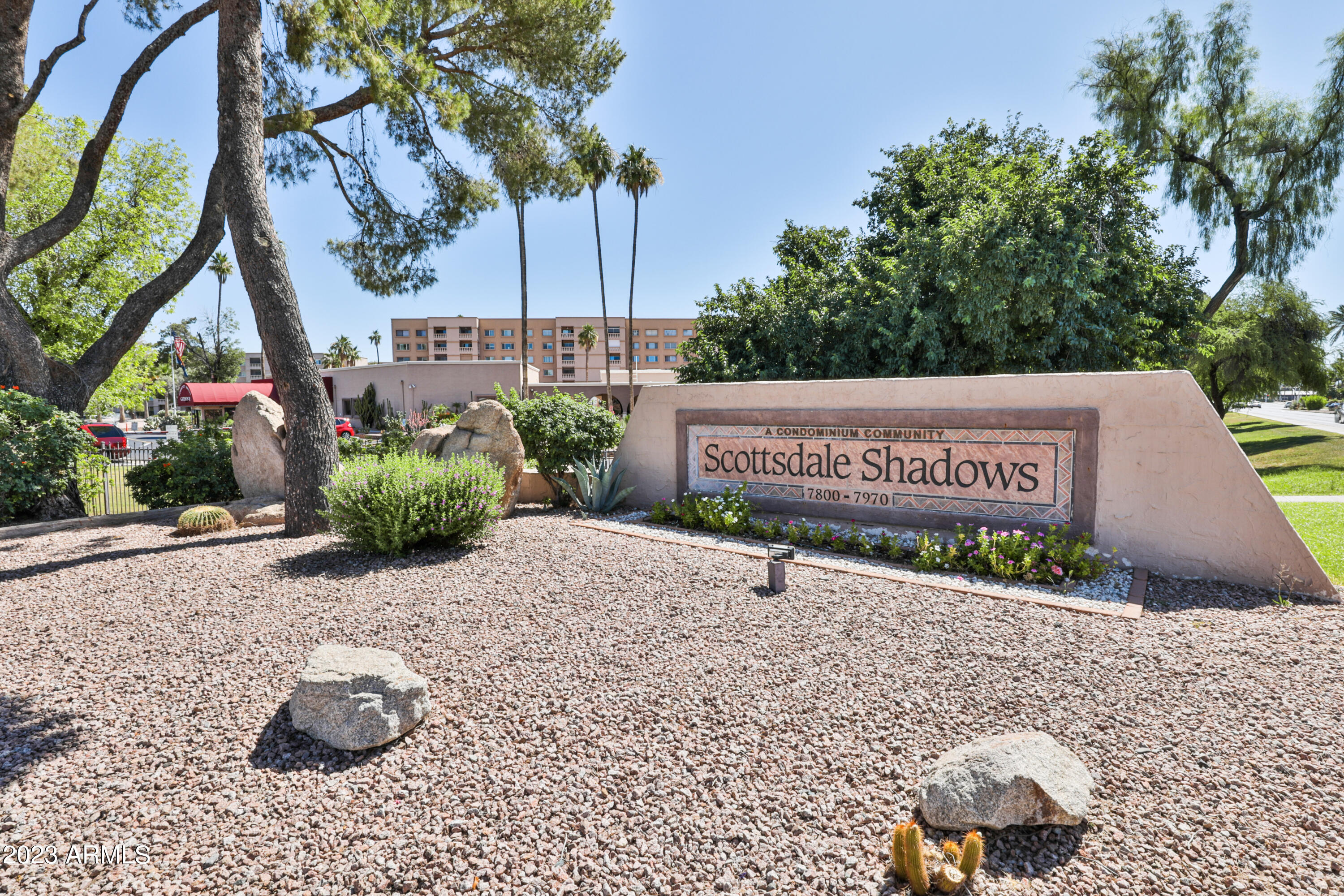 SCOTTSDALE SHADOWS 2 - Residential