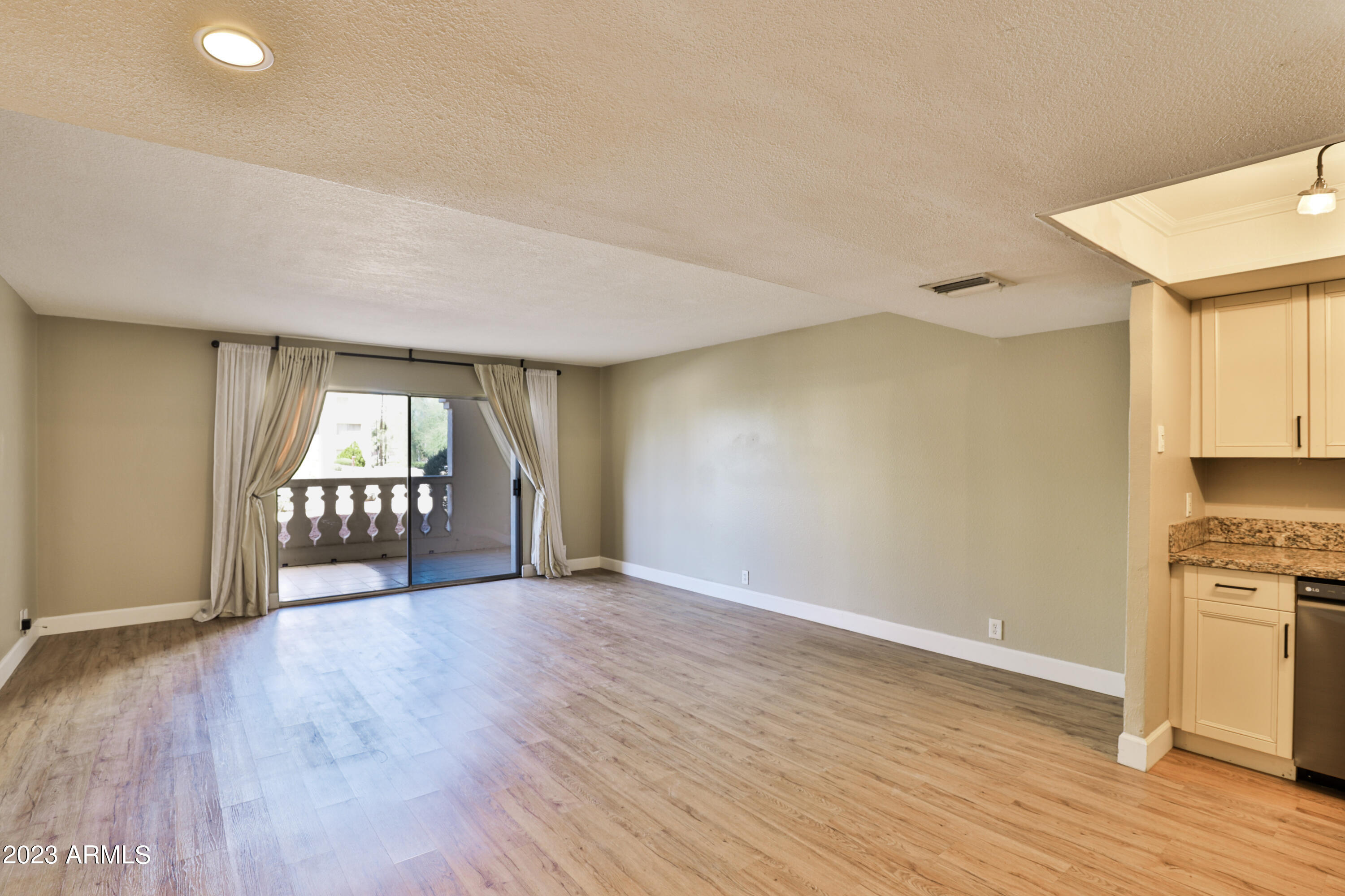 SCOTTSDALE SHADOWS 2 - Residential