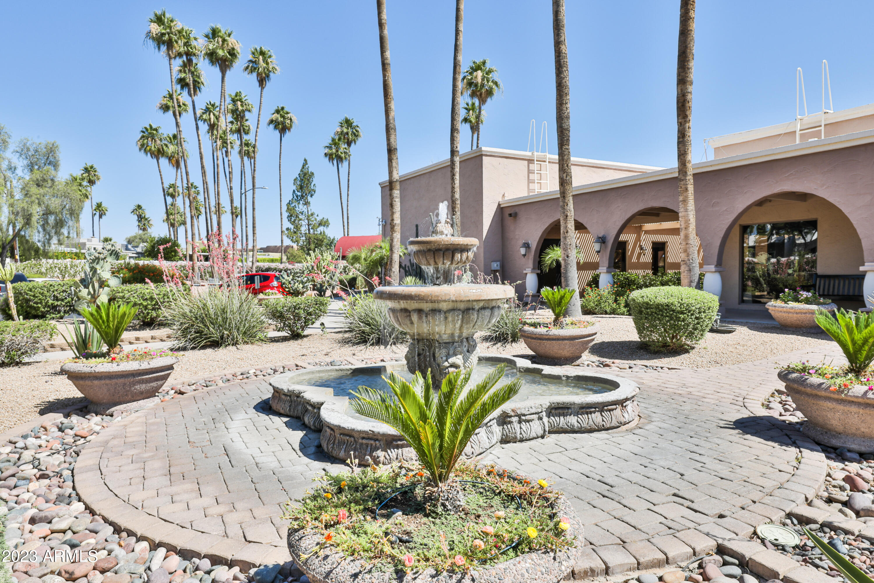 SCOTTSDALE SHADOWS 2 - Residential