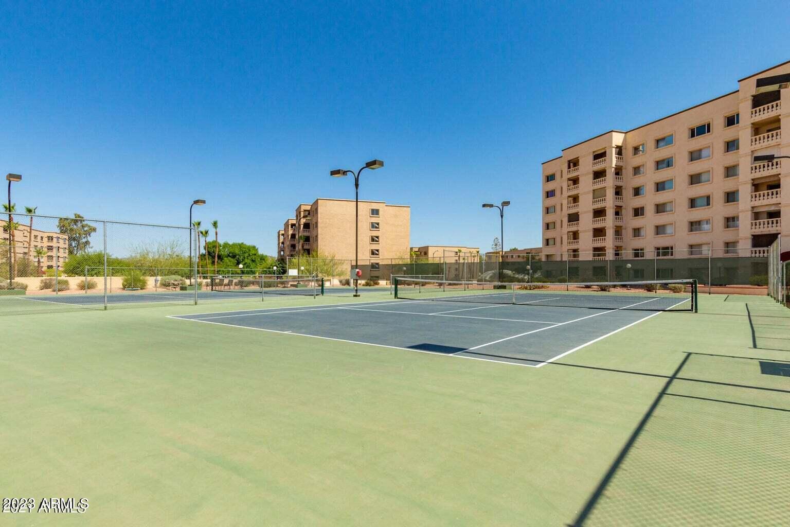 SCOTTSDALE SHADOWS 2 - Residential