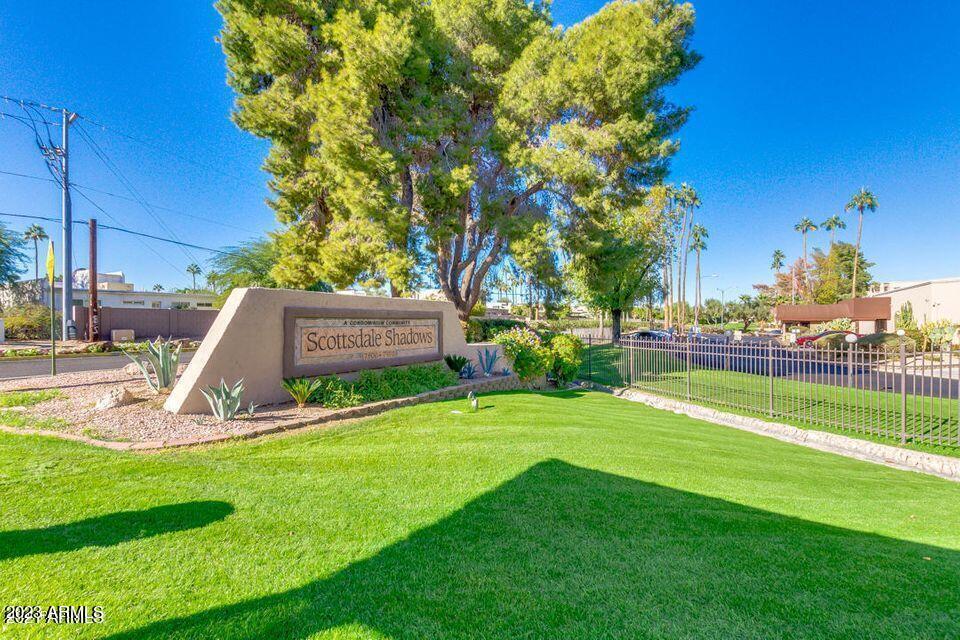 GROUND FLOOR UNIT, STEPS FORM POOL AND GOLF COURSE! One of the best ''hidden'' secrets in S Scottsdale...this classic complex boast 3 pools, mini golf course, and one of the best locations in town! Remodled Kitchen and bath, large rooms, and big patio! Underground parking, librabry, wood working/art studio, Fodo Truck Fridays and More! See it today! Fresh, clean, and move in ready!