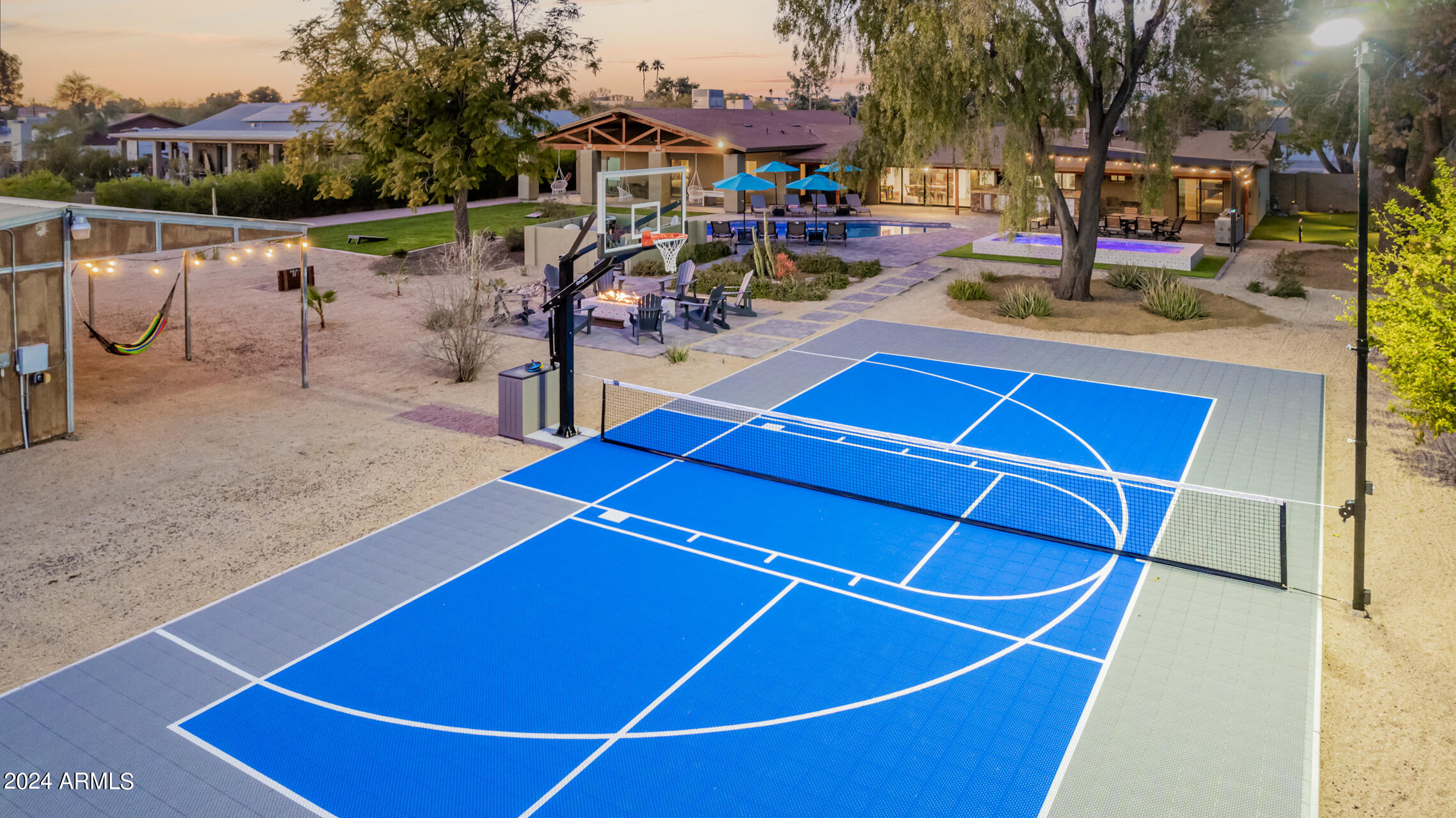 PARADISE VALLEY RANCHOS 2 - Residential