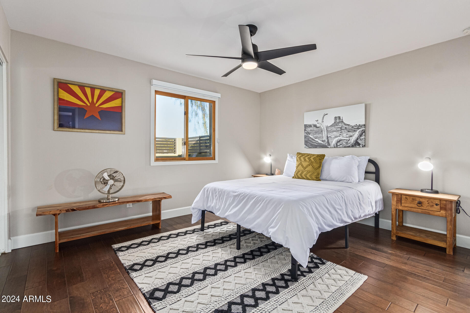PARADISE VALLEY RANCHOS 2 - Residential