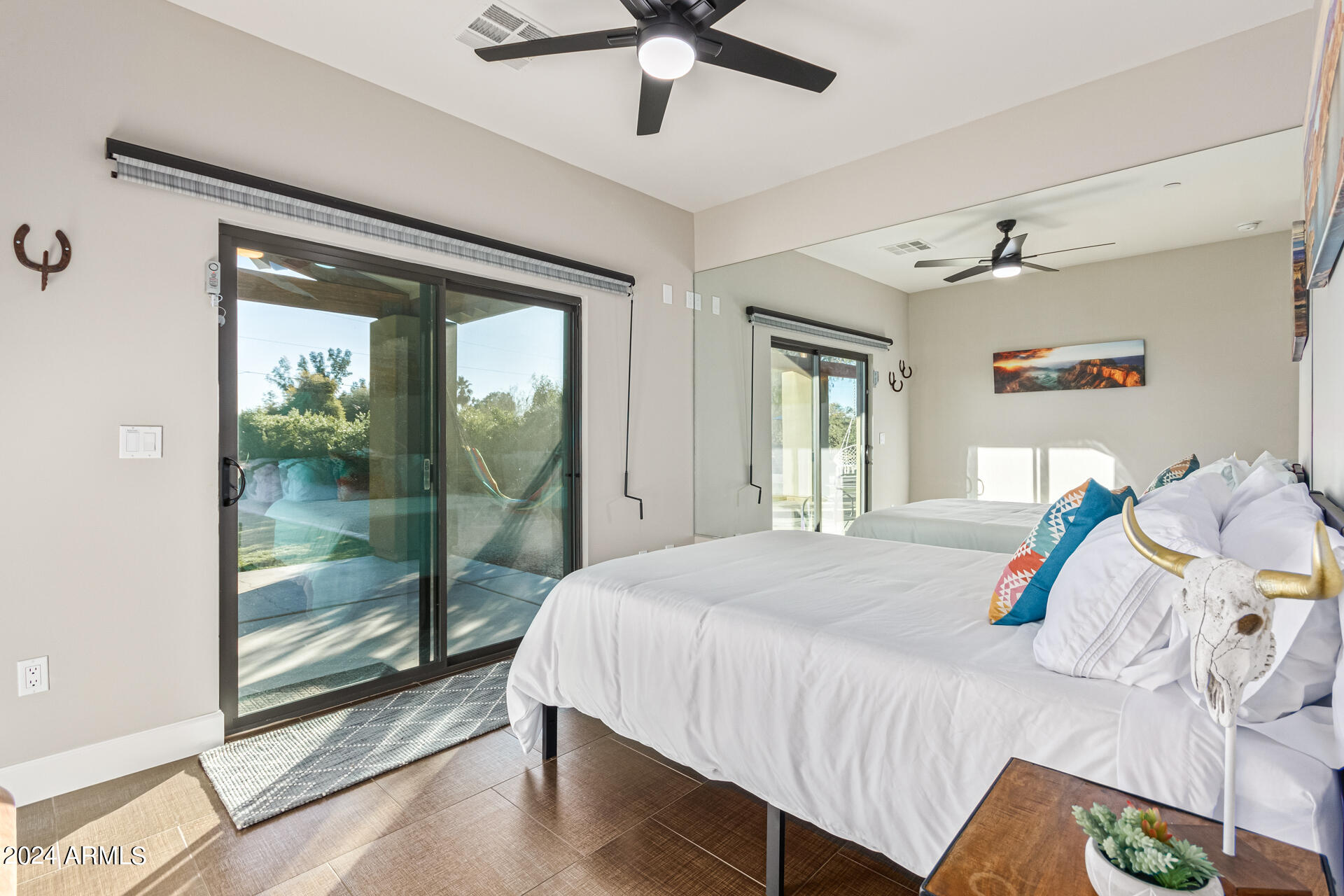 PARADISE VALLEY RANCHOS 2 - Residential