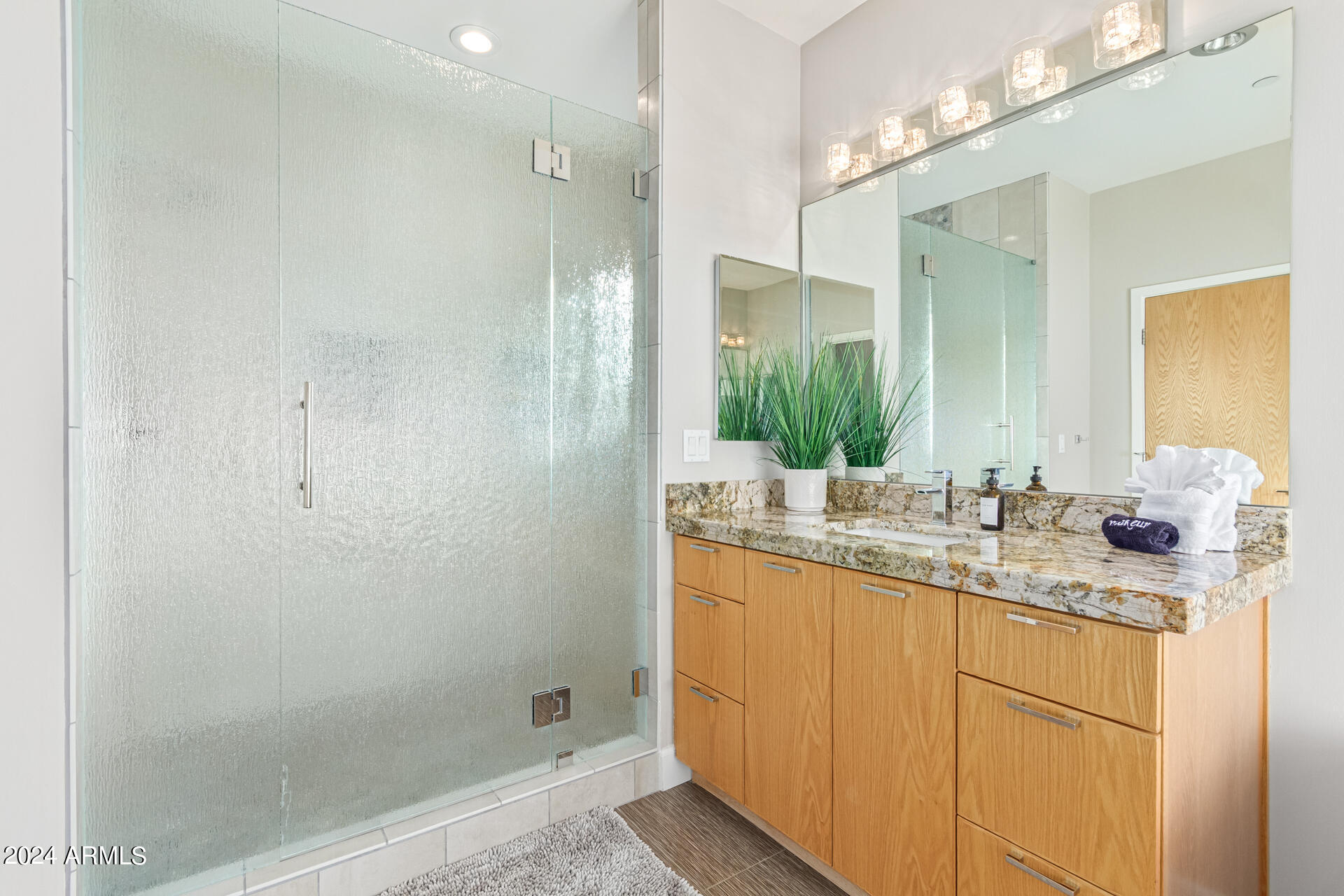 PARADISE VALLEY RANCHOS 2 - Residential