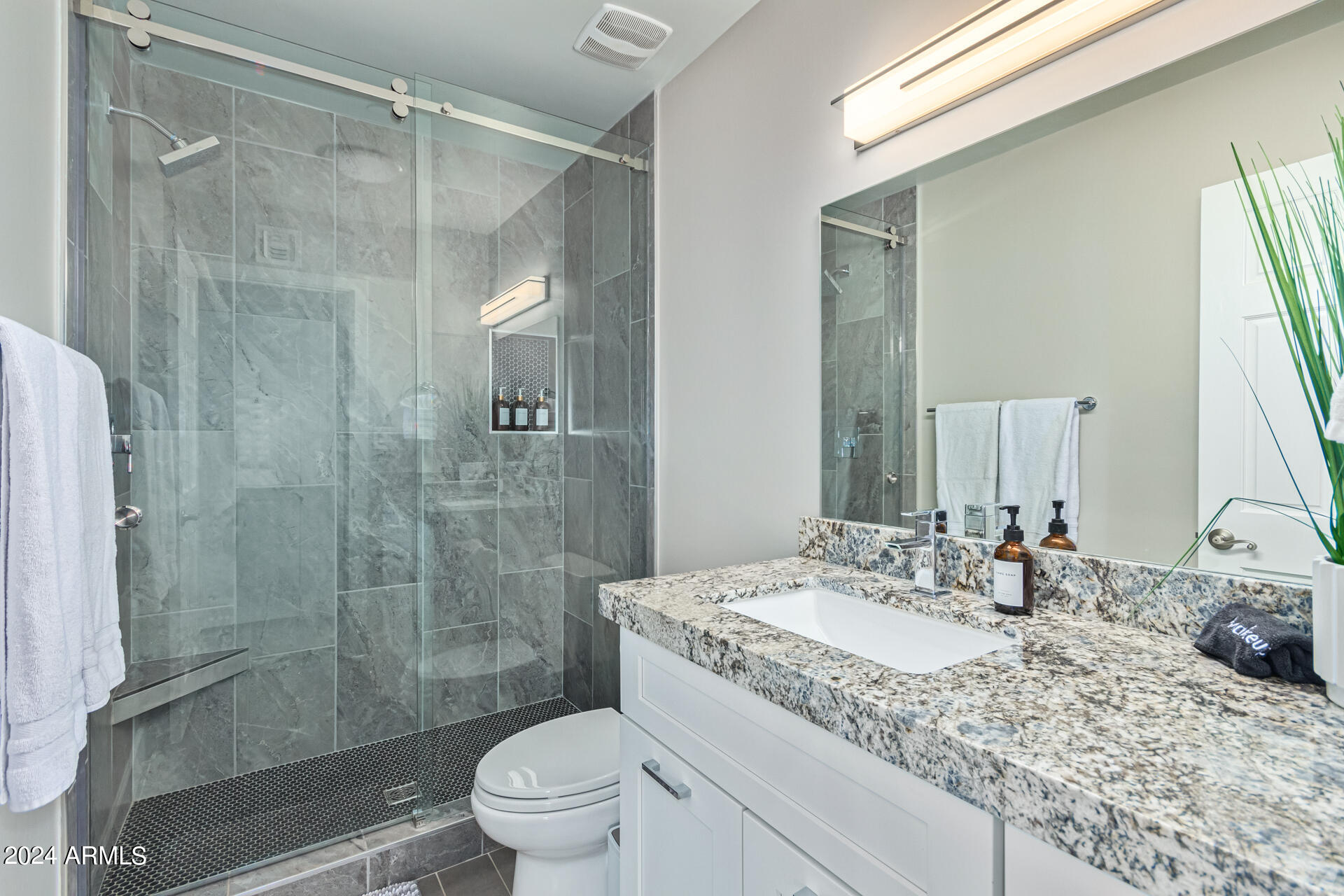 PARADISE VALLEY RANCHOS 2 - Residential