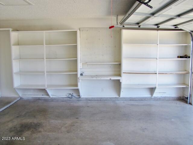 PUEBLO DEL SOL COUNTRY CLUB ESTATES UNIT 1 - Residential Lease