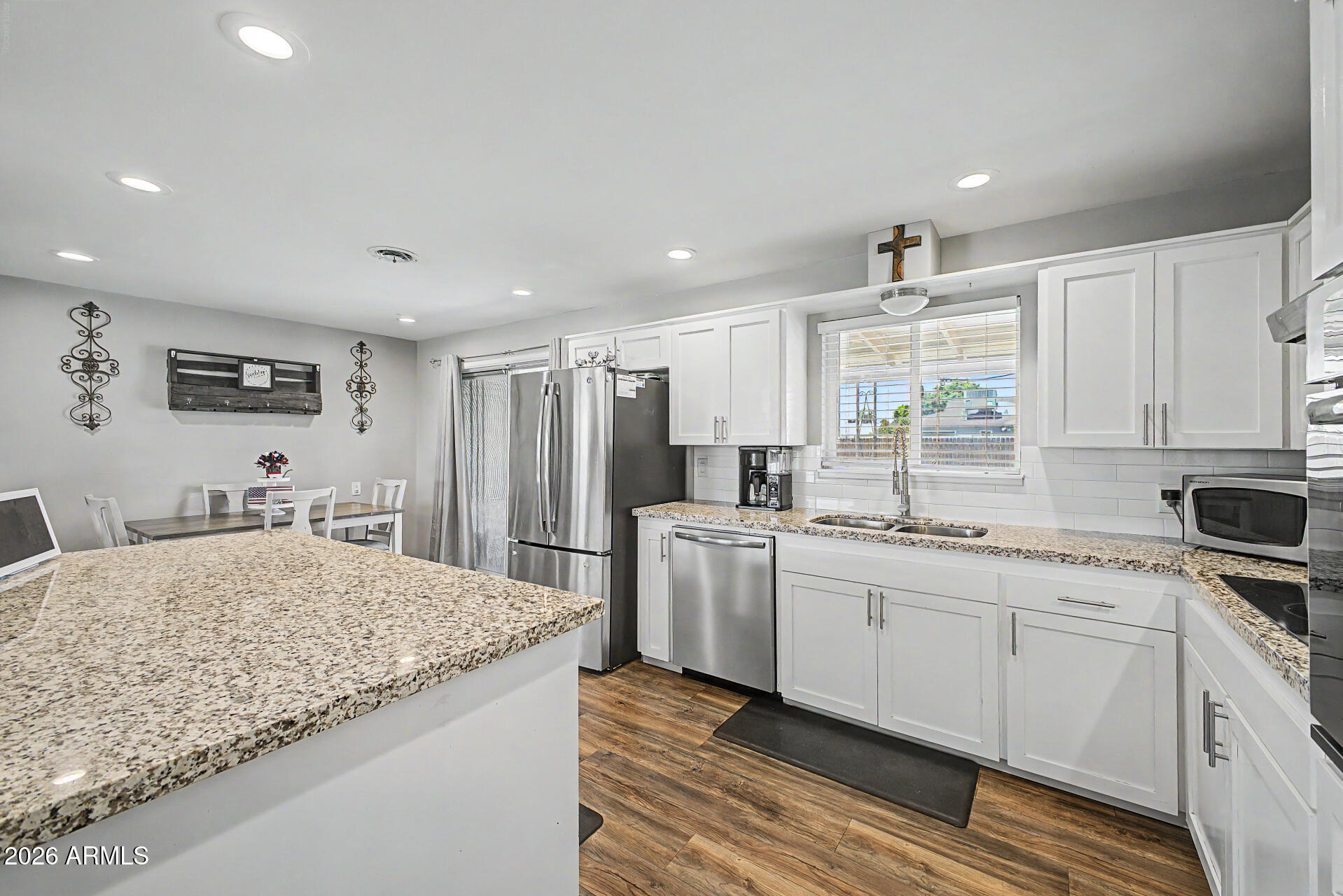 PARADISE PARKWAY 2 - Residential