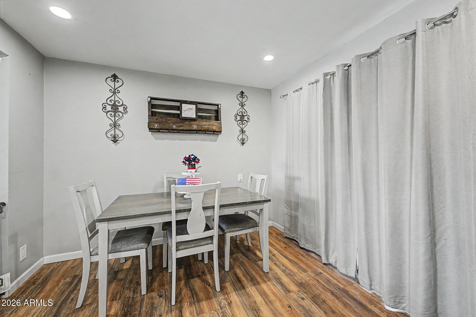 PARADISE PARKWAY 2 - Residential