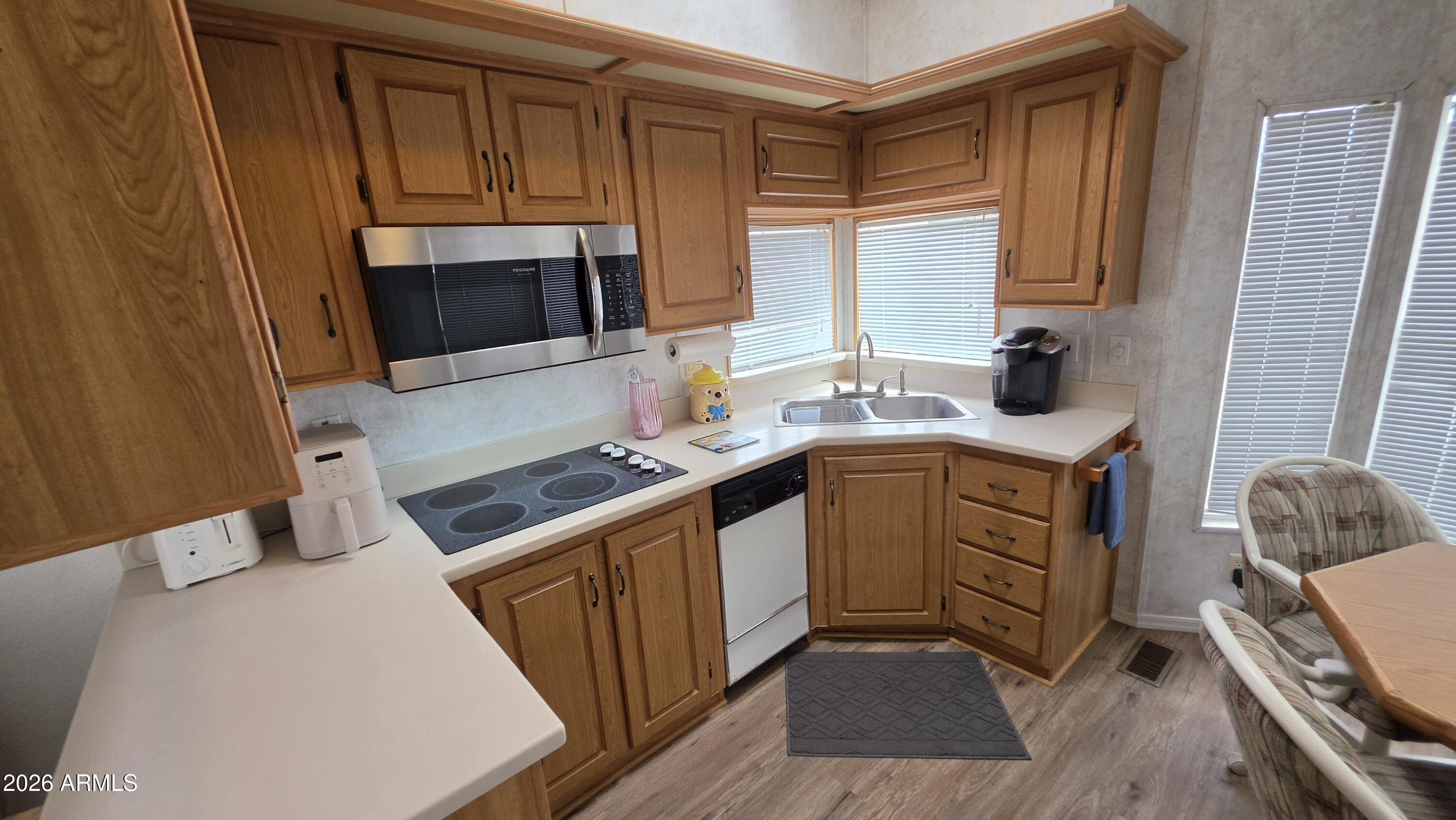 HAPPY TRAILS RESORTS NO 5 - Residential