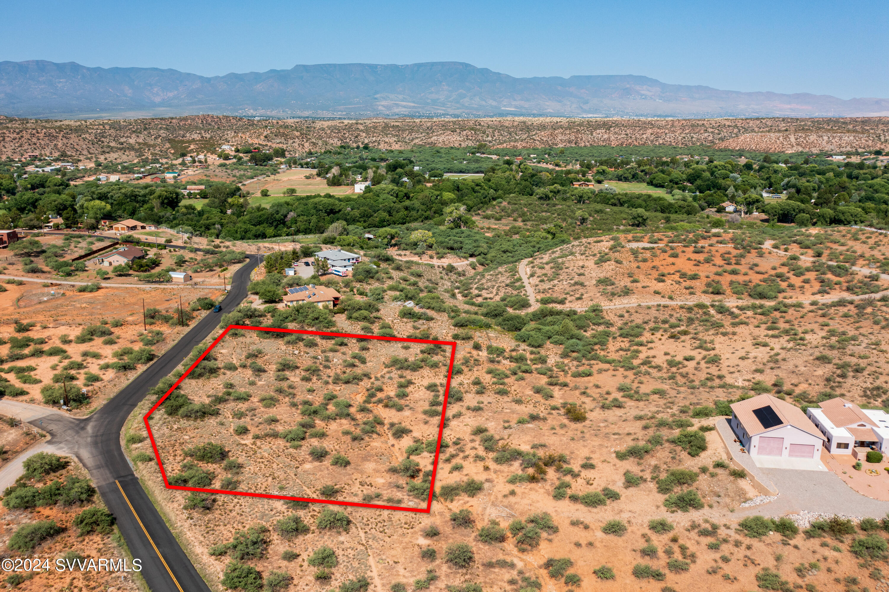 Under 5 Acres - Land